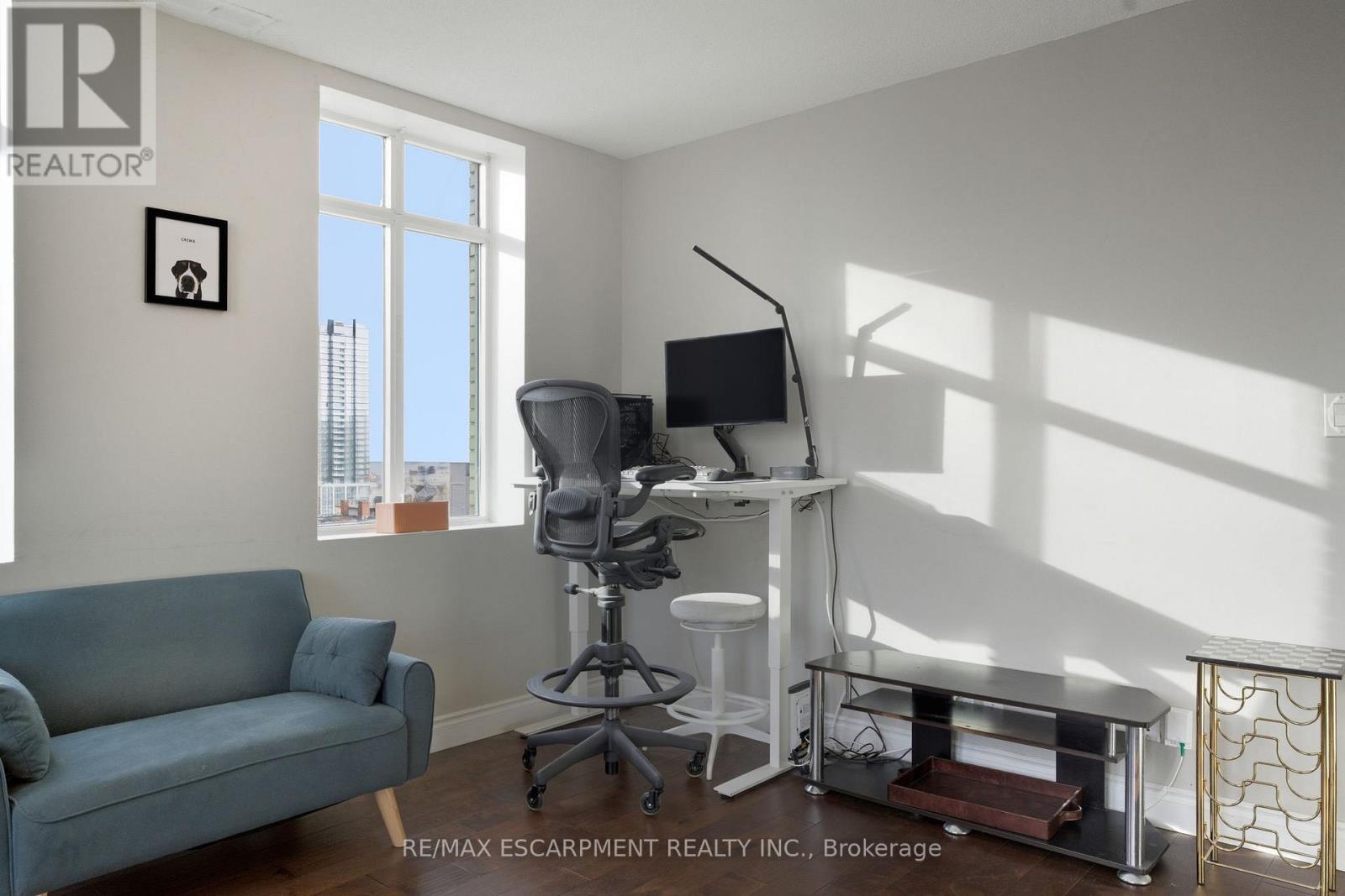 1006 - 36 James Street S, Hamilton, Ontario  L8P 4W4 - Photo 11 - X12552292