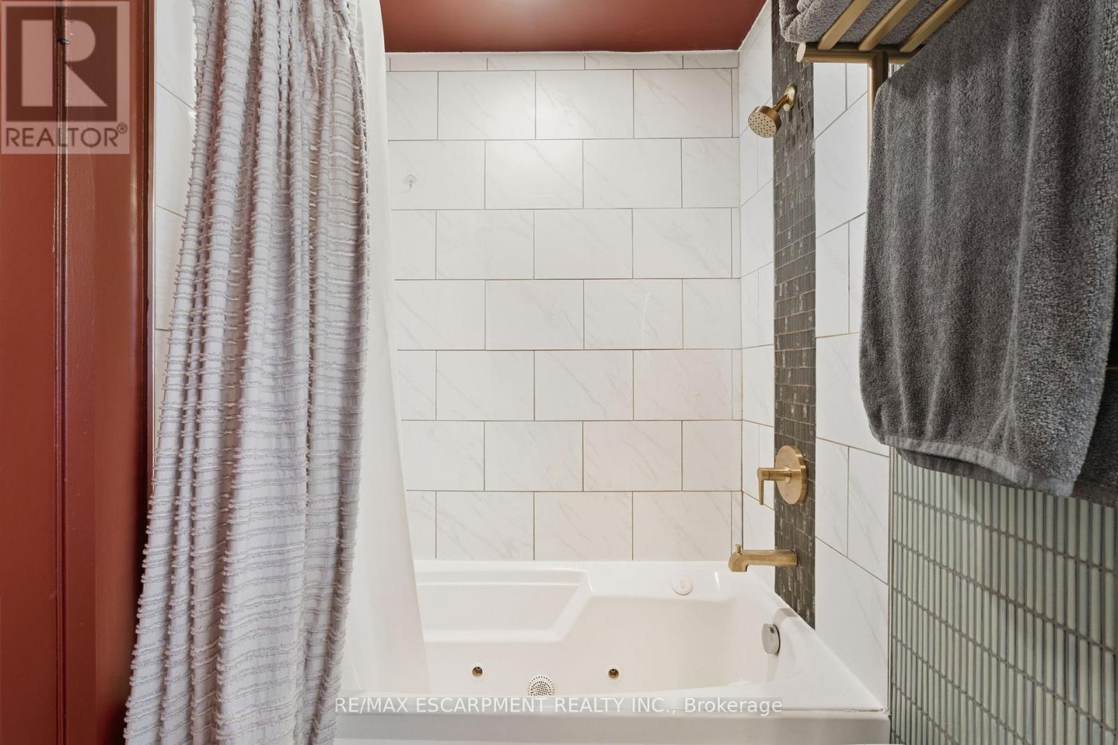 1006 - 36 James Street S, Hamilton, Ontario  L8P 4W4 - Photo 22 - X12552292