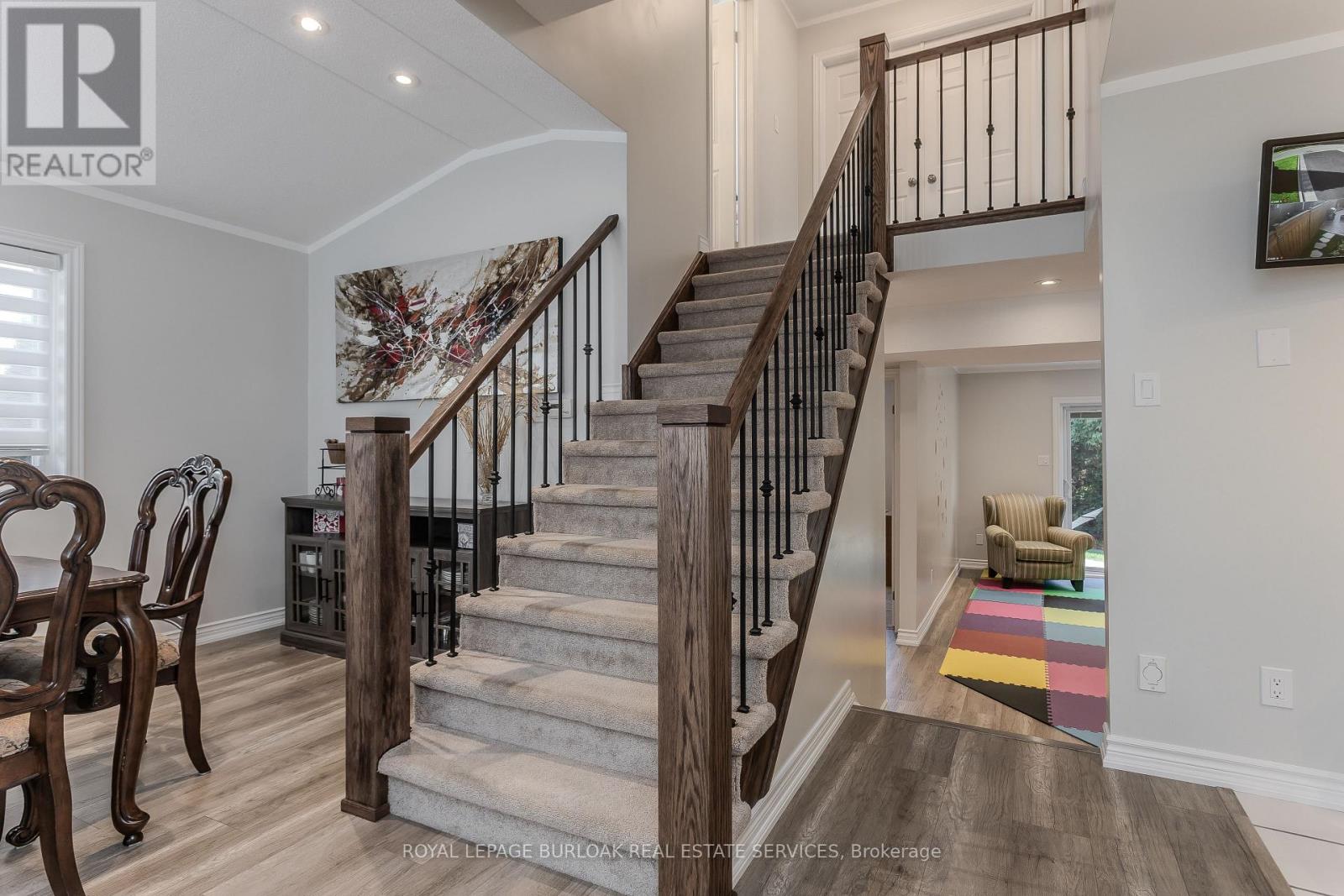 209 Portage Lane, Hamilton, Ontario  L0R 1W0 - Photo 16 - X12552298