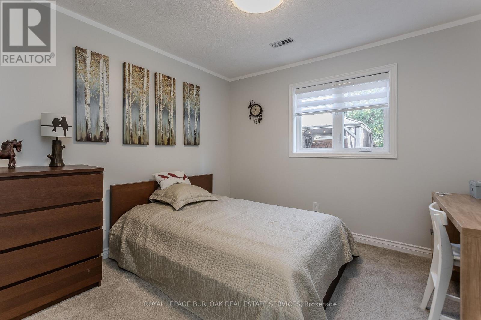 209 Portage Lane, Hamilton, Ontario  L0R 1W0 - Photo 35 - X12552298