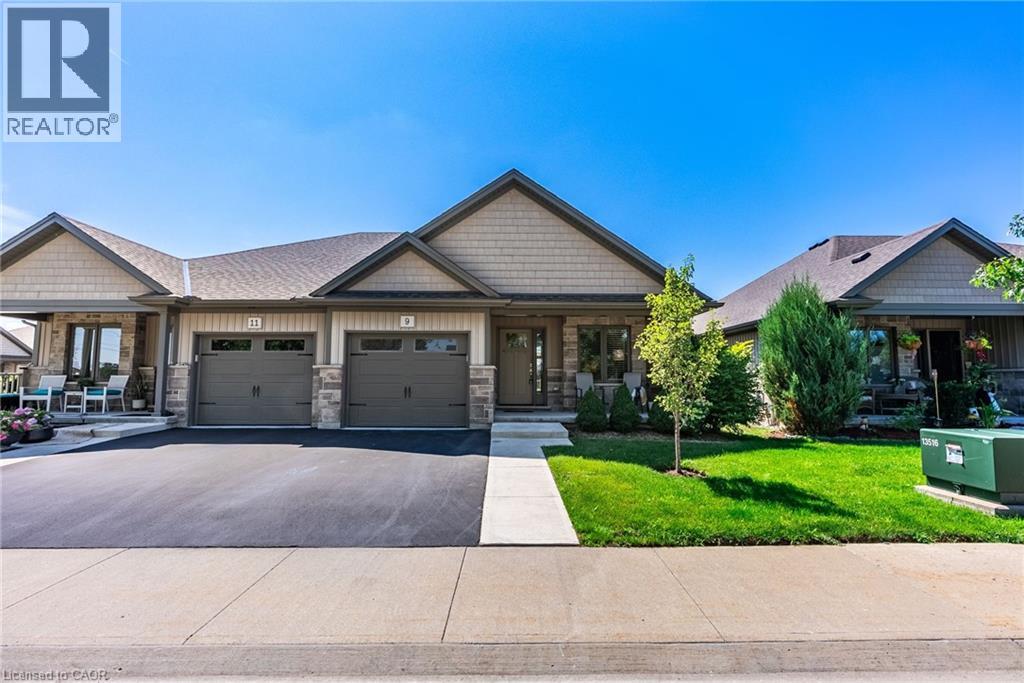 9 RICHARD Crescent, Smithville, Ontario