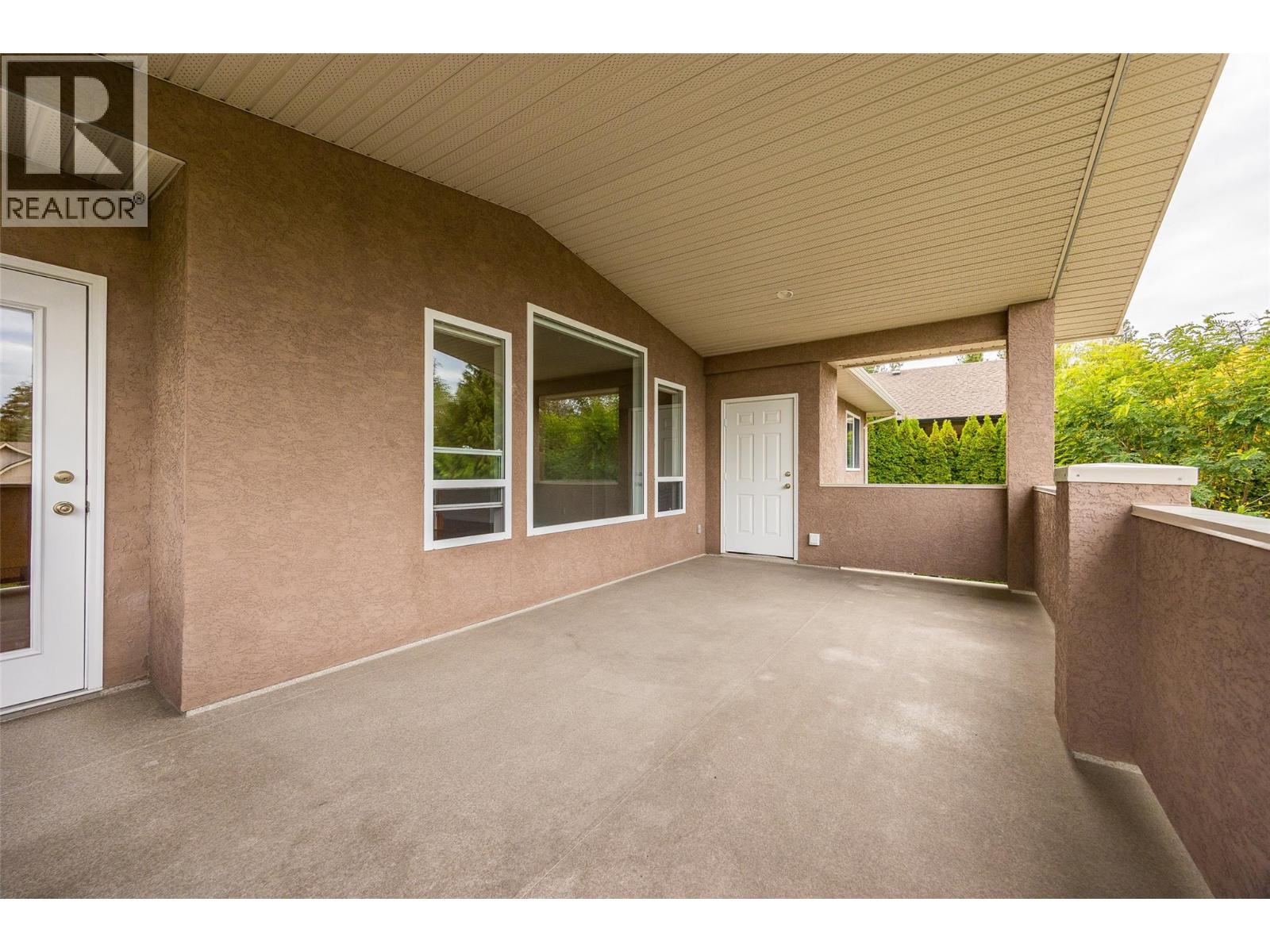 2090 Bowron Street, Kelowna, British Columbia  V1V 2P2 - Photo 23 - 10369428