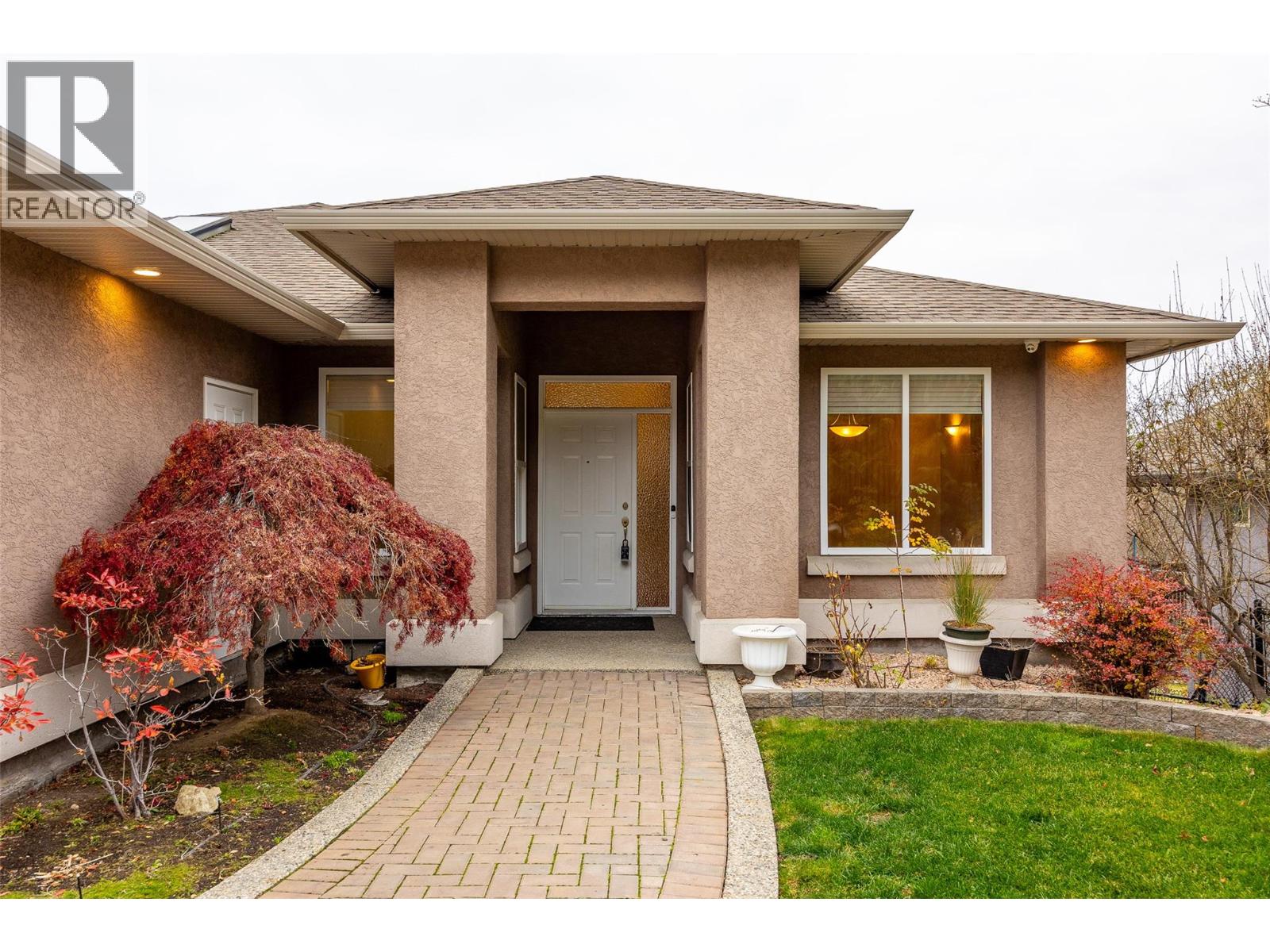 2090 Bowron Street, Kelowna, British Columbia  V1V 2P2 - Photo 10 - 10369428