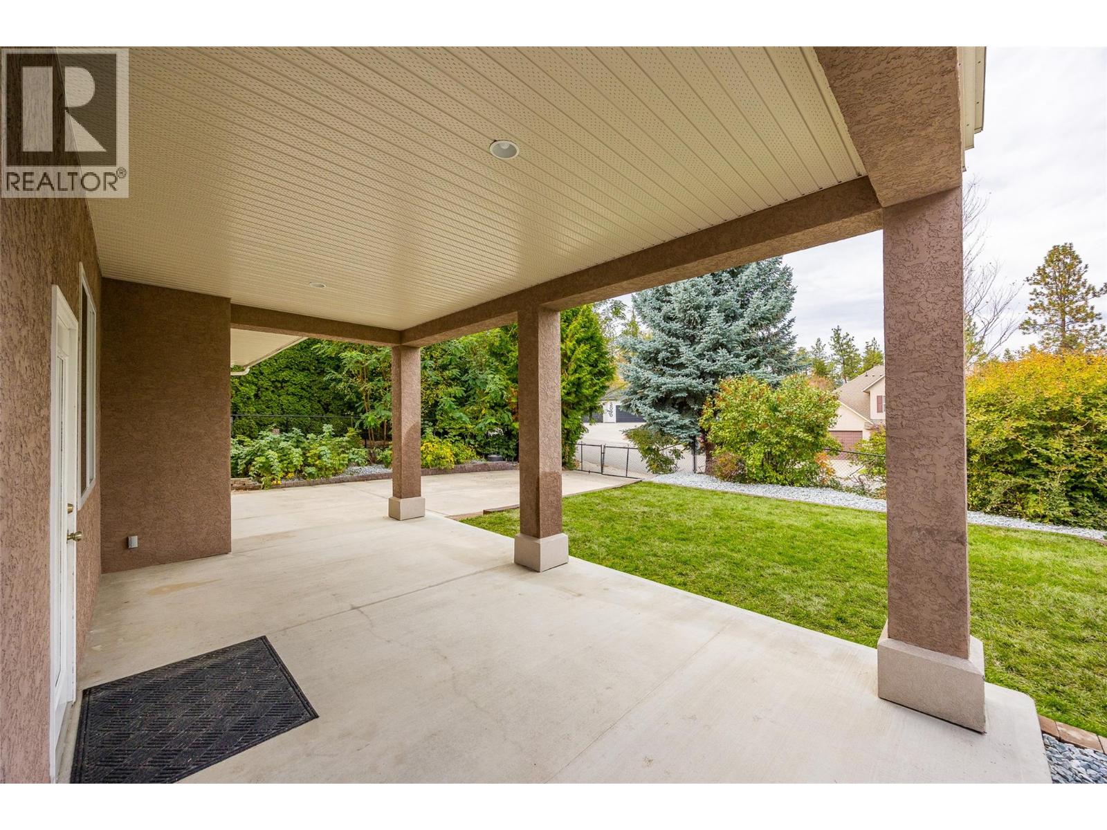 2090 Bowron Street, Kelowna, British Columbia  V1V 2P2 - Photo 43 - 10369428