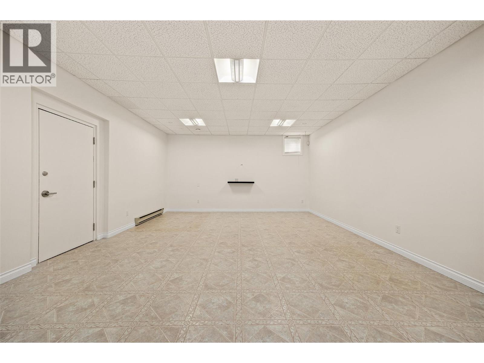 2090 Bowron Street, Kelowna, British Columbia  V1V 2P2 - Photo 41 - 10369428