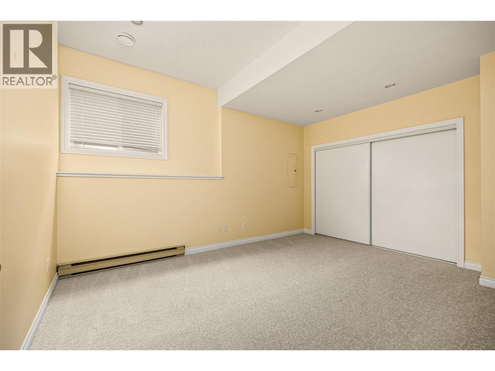 2090 Bowron Street, Kelowna, British Columbia  V1V 2P2 - Photo 38 - 10369428