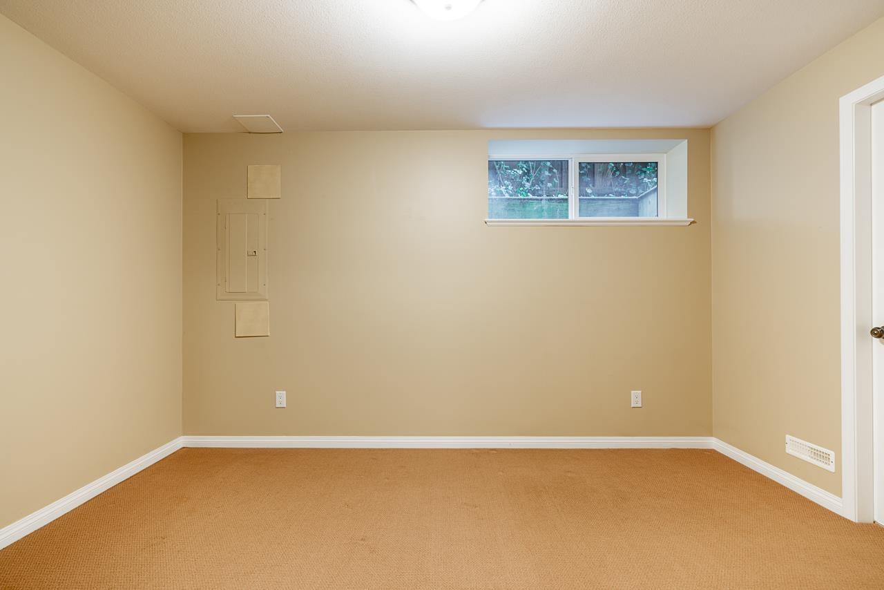 36086 Shadbolt Avenue, Abbotsford, British Columbia  V3G 3E6 - Photo 30 - R3067677