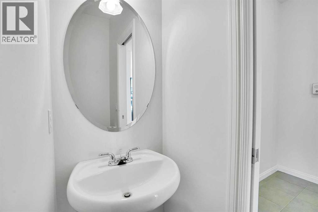 103 Royal Manor Nw, Calgary, Alberta  T3G 5T5 - Photo 13 - A2270234