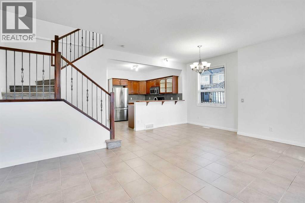 103 Royal Manor Nw, Calgary, Alberta  T3G 5T5 - Photo 8 - A2270234