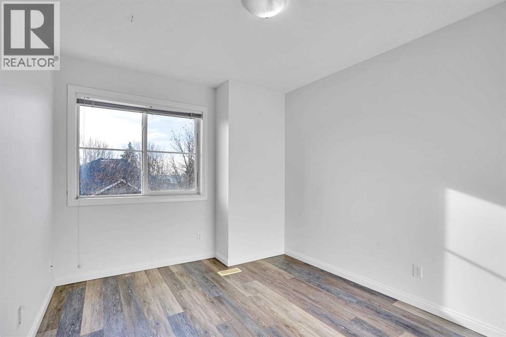 103 Royal Manor Nw, Calgary, Alberta  T3G 5T5 - Photo 23 - A2270234