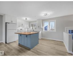 8905 92 AV Pineview Fort Sask.