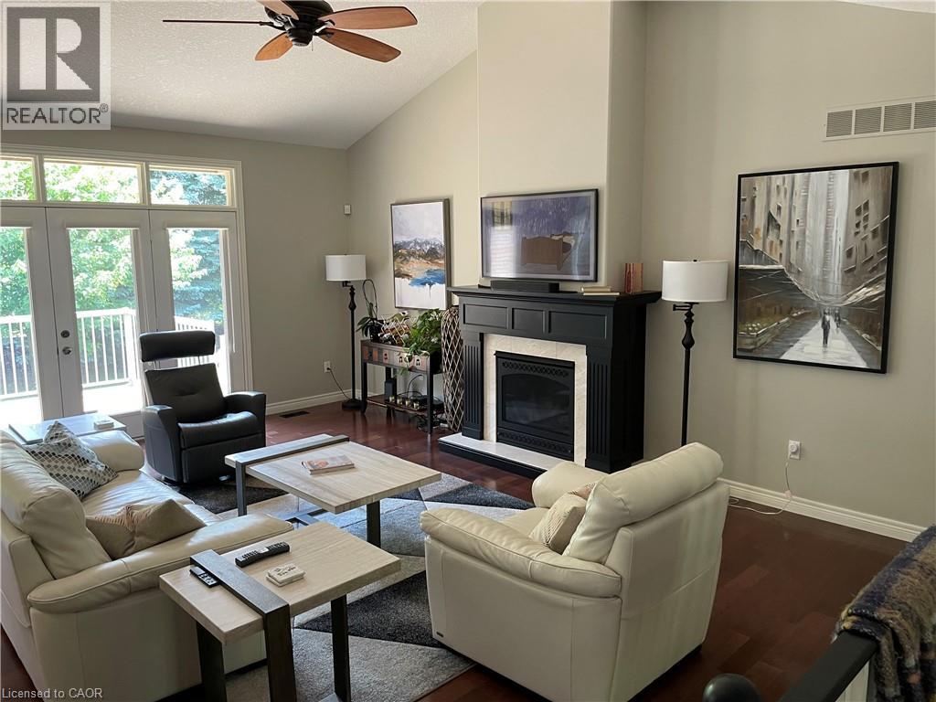 260 Deer Ridge Drive Unit# 34, Kitchener, Ontario  N2P 2M3 - Photo 4 - 40788847