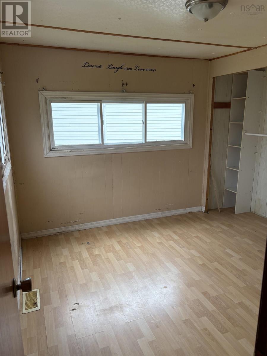 1 Bishop Avenue, Dartmouth, Nova Scotia  B2Y 2B4 - Photo 6 - 202528072