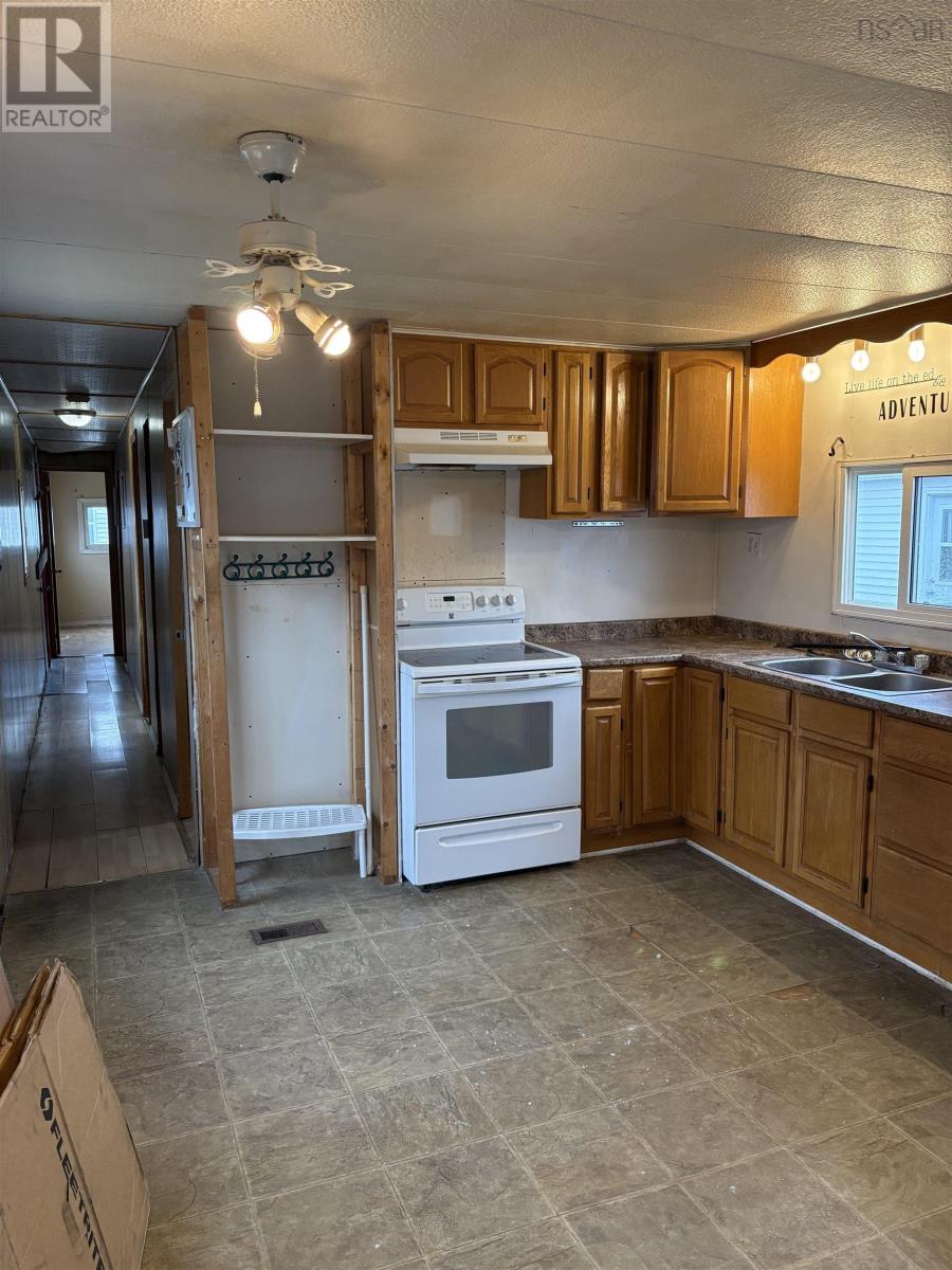 1 Bishop Avenue, Dartmouth, Nova Scotia  B2Y 2B4 - Photo 5 - 202528072