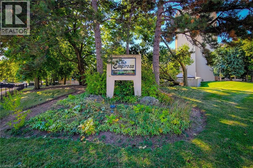 Property at 700 DYNES Road Unit# 707 image 2