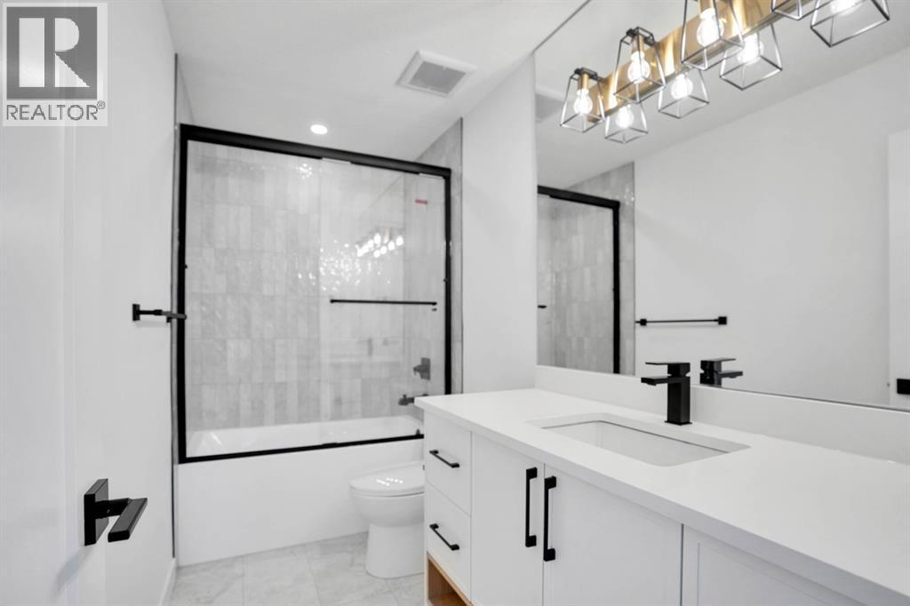 75 Sunvalley Way, Cochrane, Alberta  T4C 0X8 - Photo 13 - A2263493