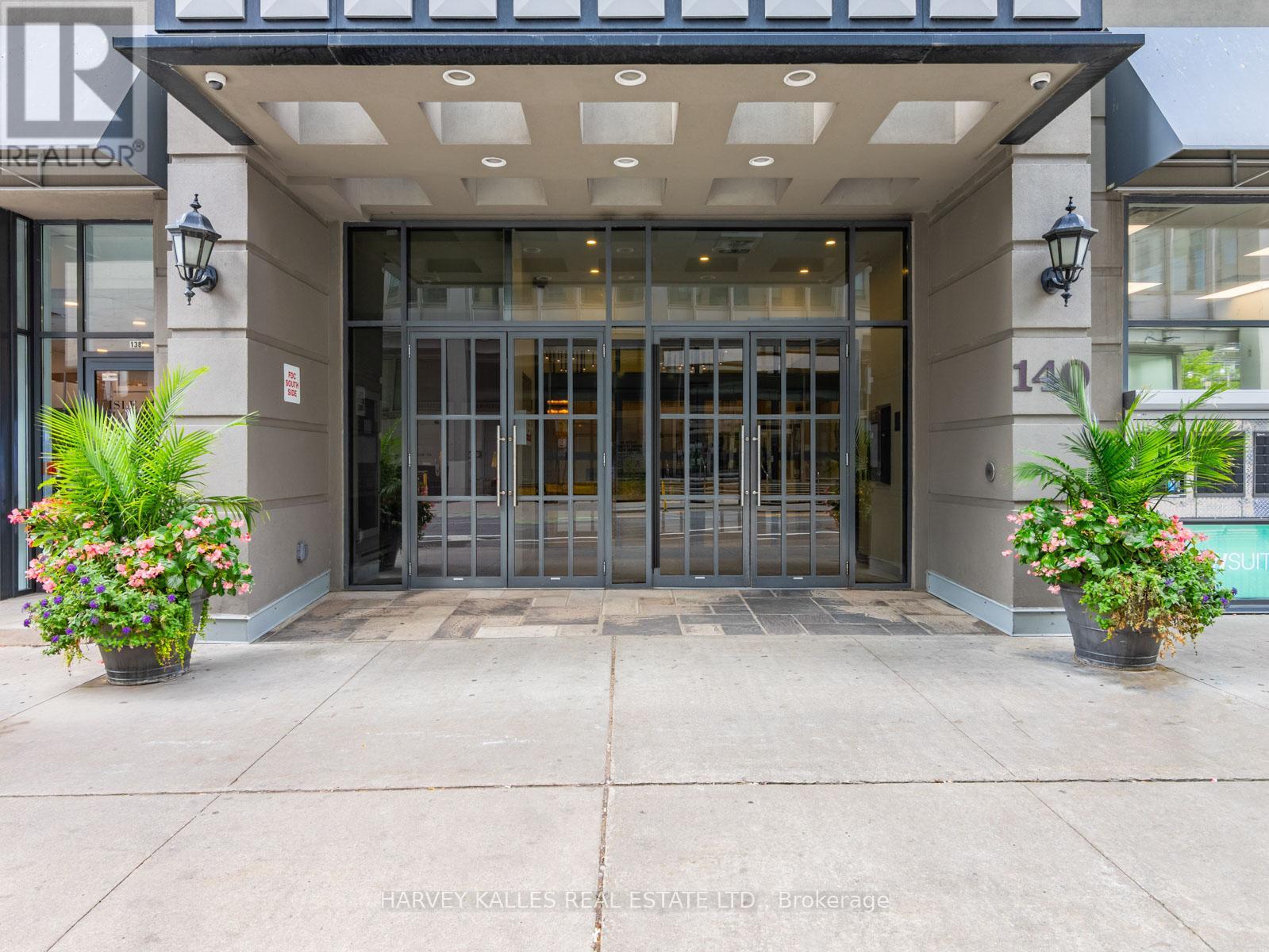 1309 - 140 Simcoe Street, Toronto, Ontario  M5H 4E9 - Photo 37 - C12547048