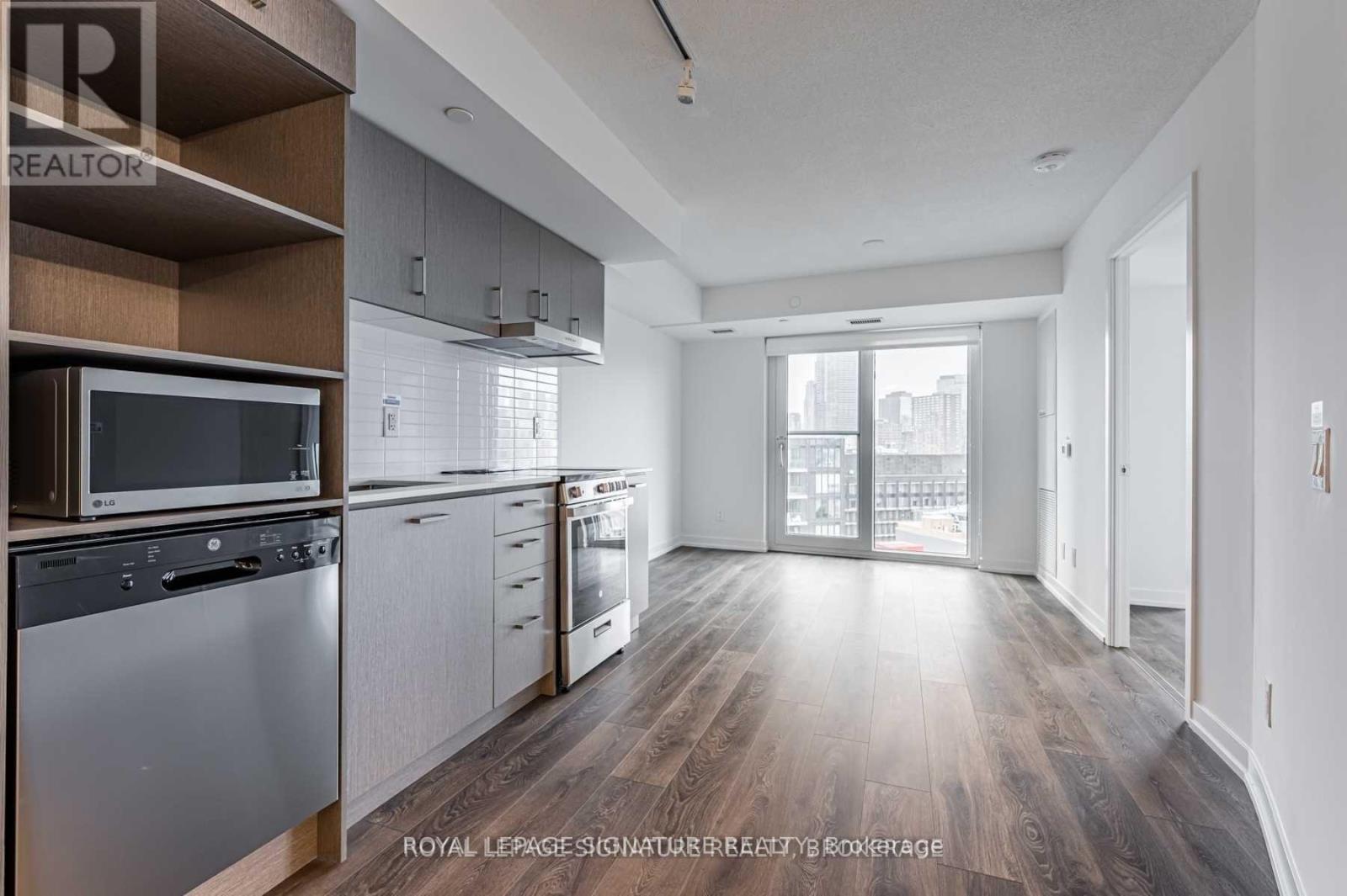 2008 - 219 DUNDAS STREET E, Toronto, Ontario