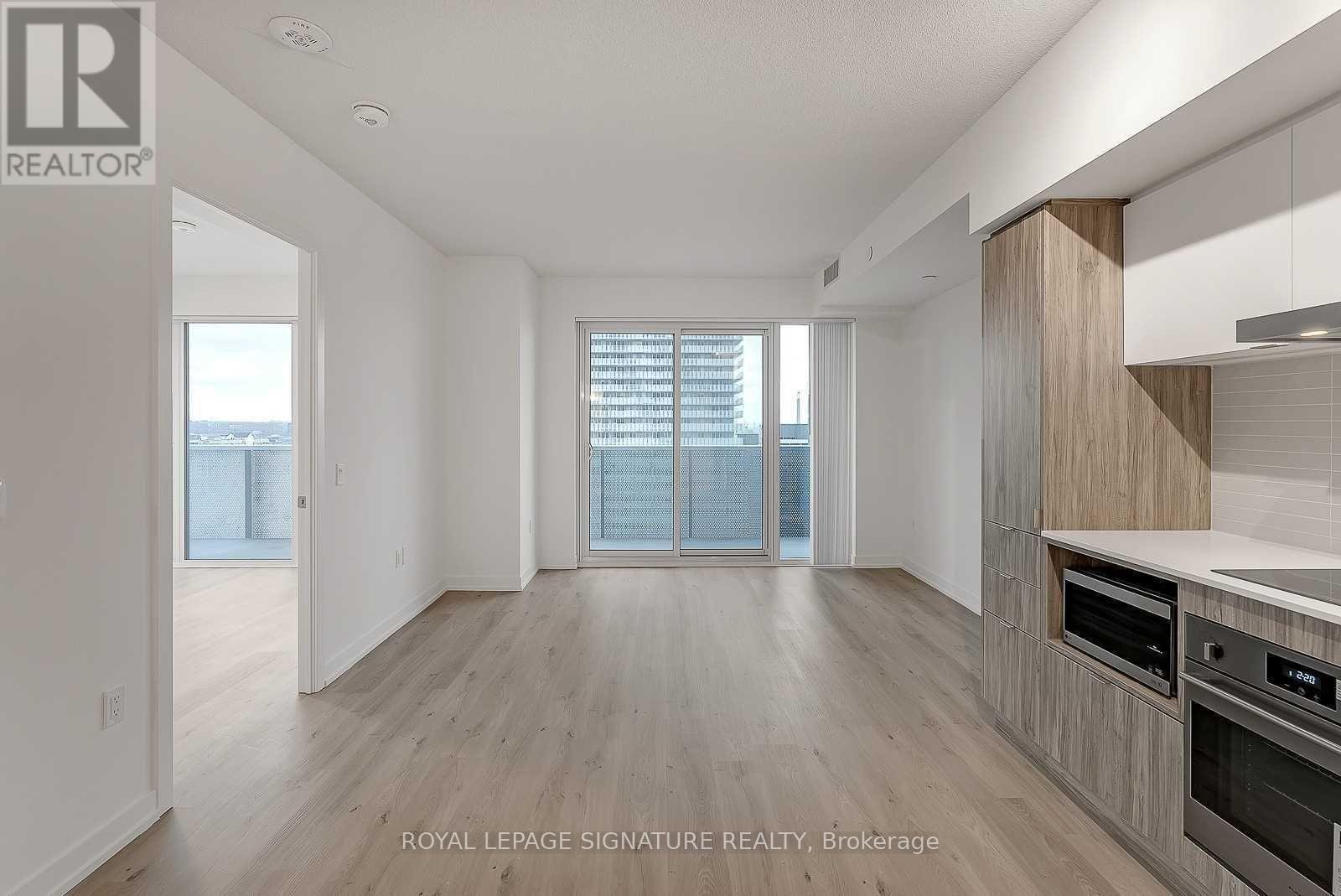 1803 - 138 Downes Street, Toronto, Ontario  M5E 0E4 - Photo 2 - C12552354