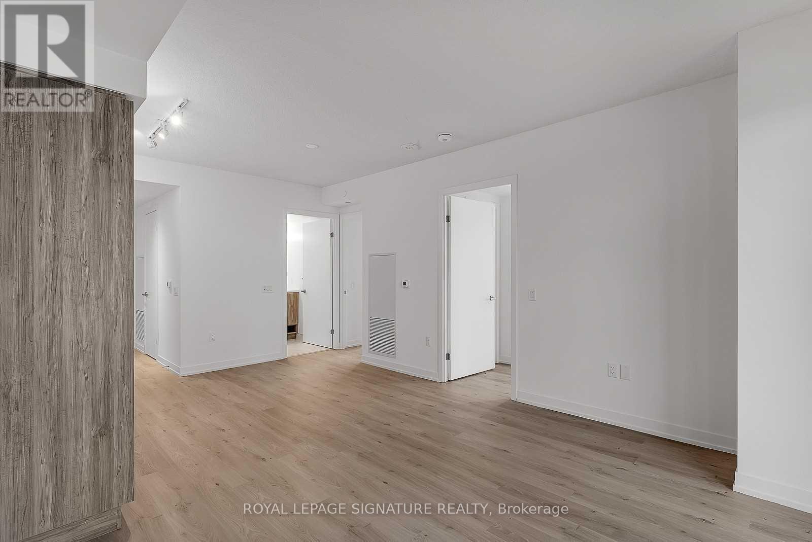 1803 - 138 Downes Street, Toronto, Ontario  M5E 0E4 - Photo 7 - C12552354