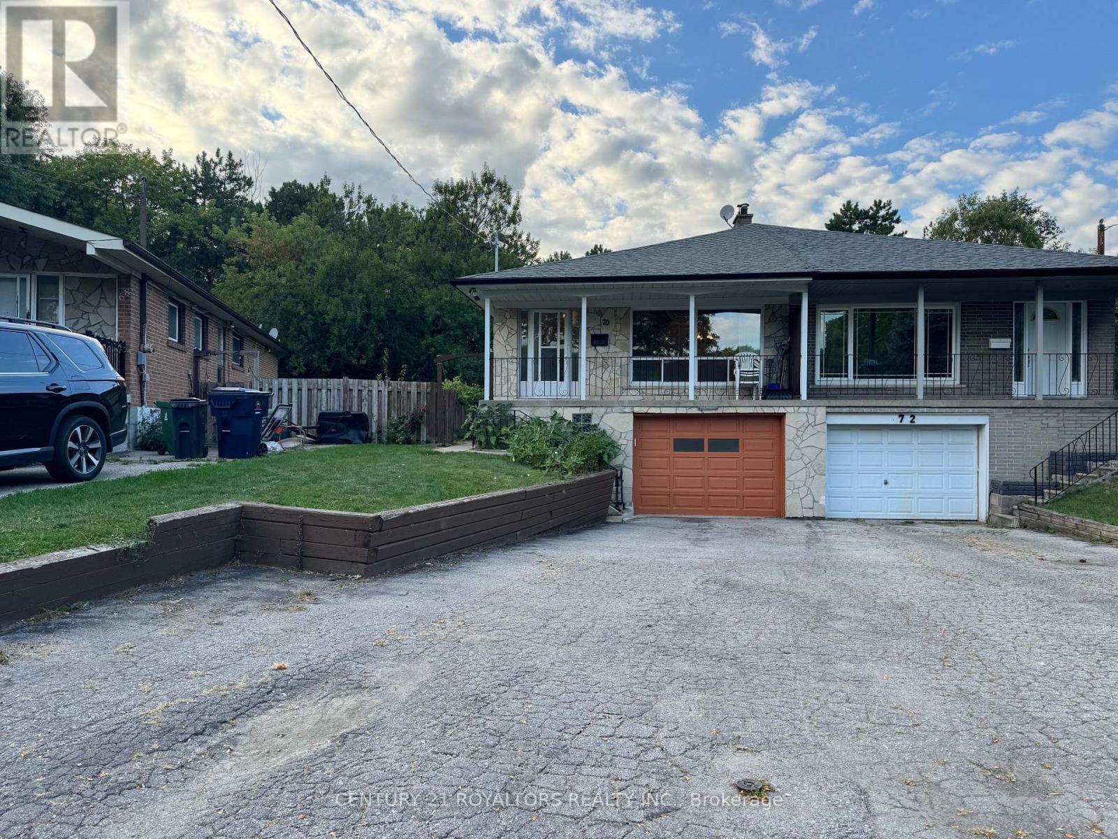 70 MARBURY CRESCENT, Toronto, Ontario