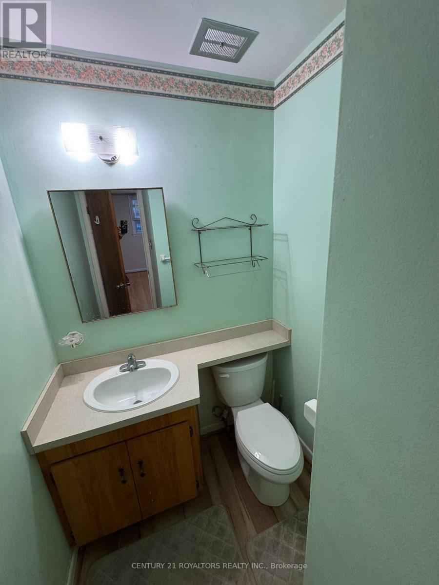 70 Marbury Crescent, Toronto, Ontario  M3A 2G2 - Photo 22 - C12552366