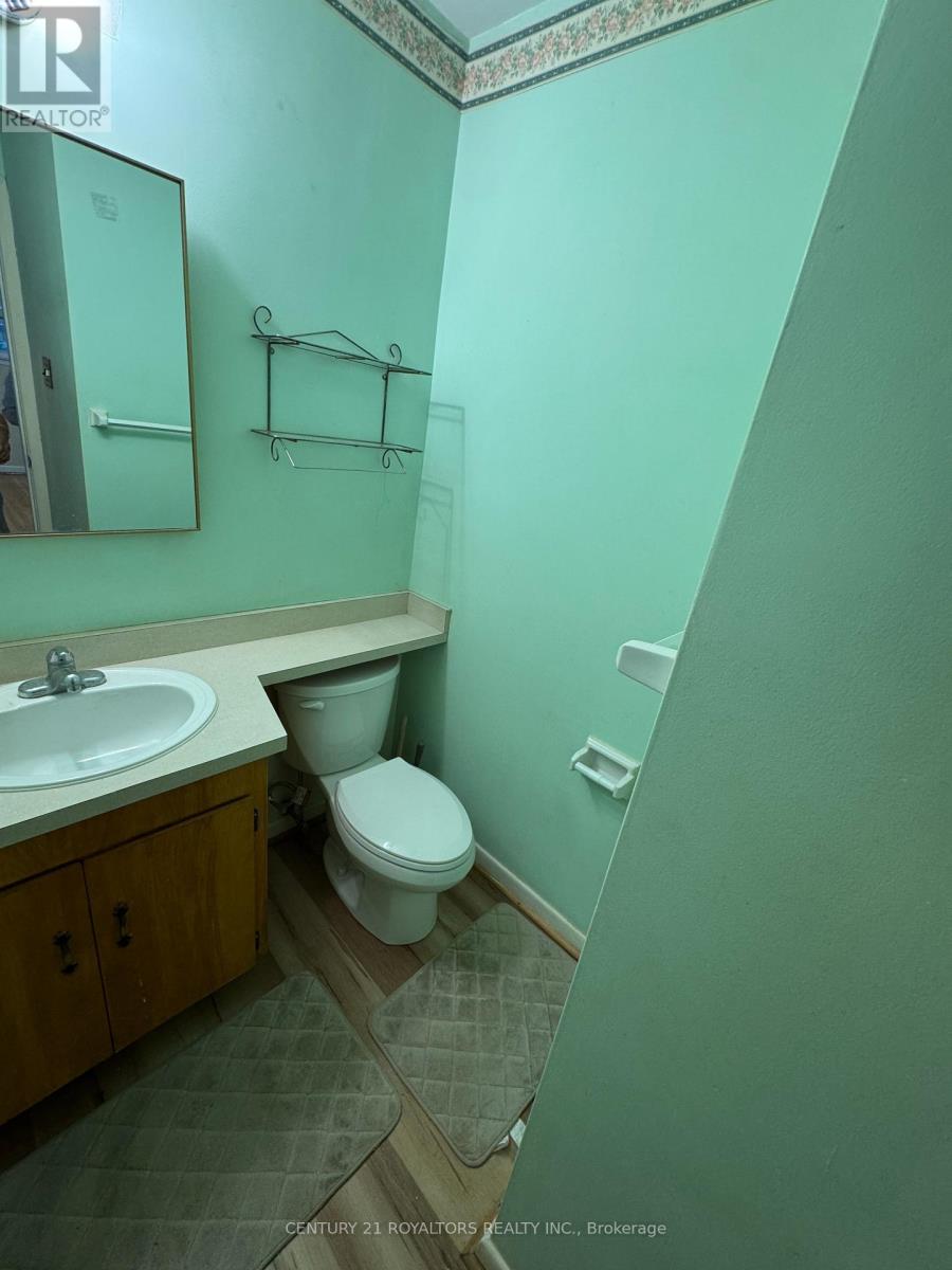 70 Marbury Crescent, Toronto, Ontario  M3A 2G2 - Photo 23 - C12552366