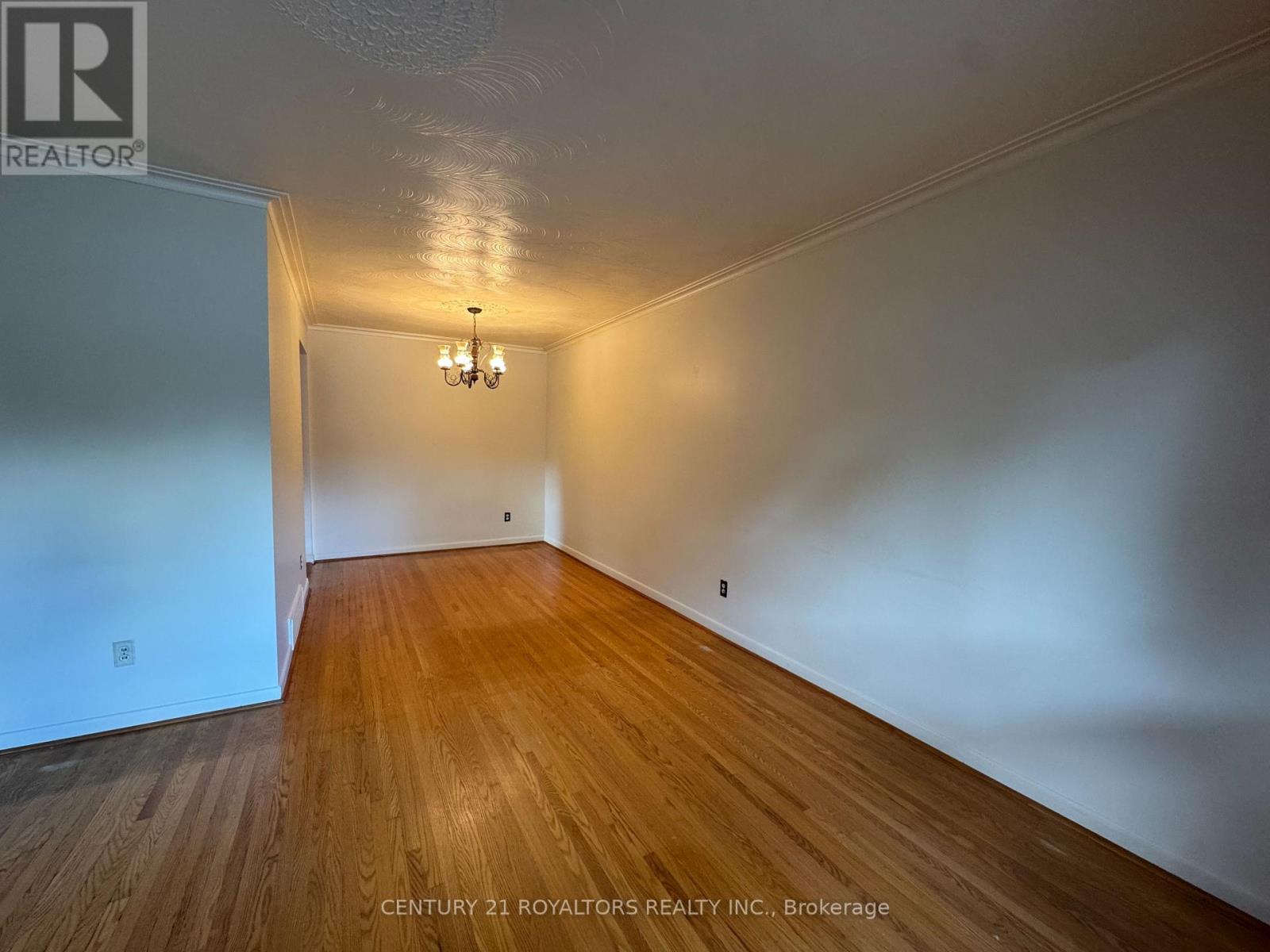 70 Marbury Crescent, Toronto, Ontario  M3A 2G2 - Photo 9 - C12552366