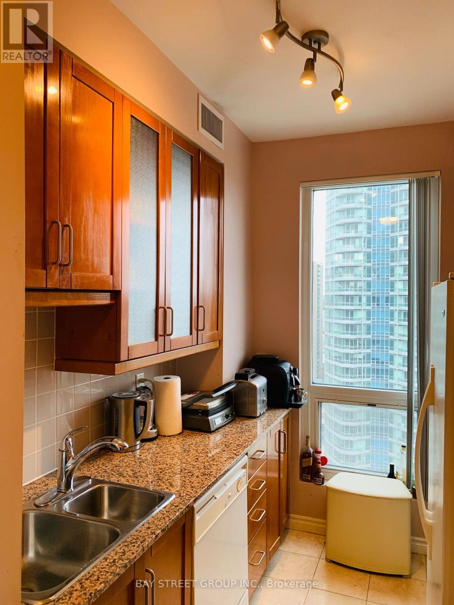 1903 - 60 Byng Avenue, Toronto, Ontario  M2N 7K3 - Photo 3 - C12552406