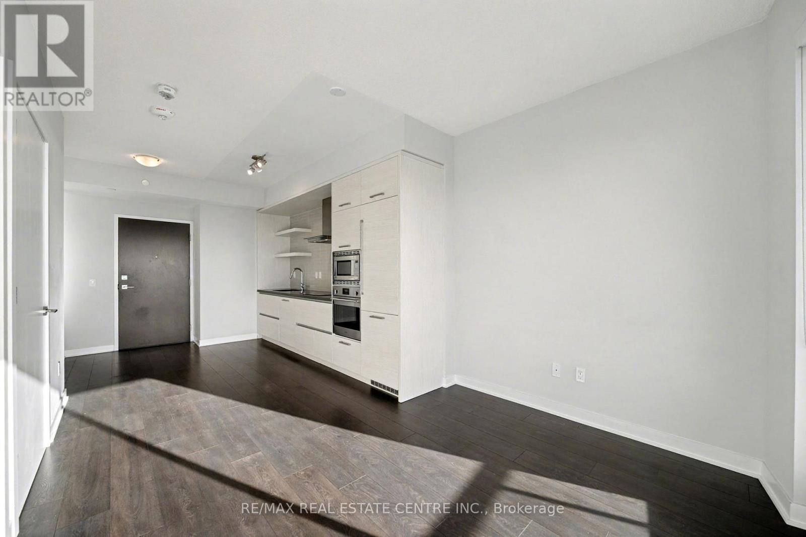 5404 - 2221 Yonge Street, Toronto, Ontario  M4S 0B8 - Photo 8 - C12552436