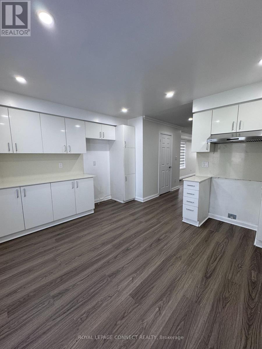 27 Talbotshire Street, Ajax, Ontario  L1S 0A6 - Photo 13 - E12552420