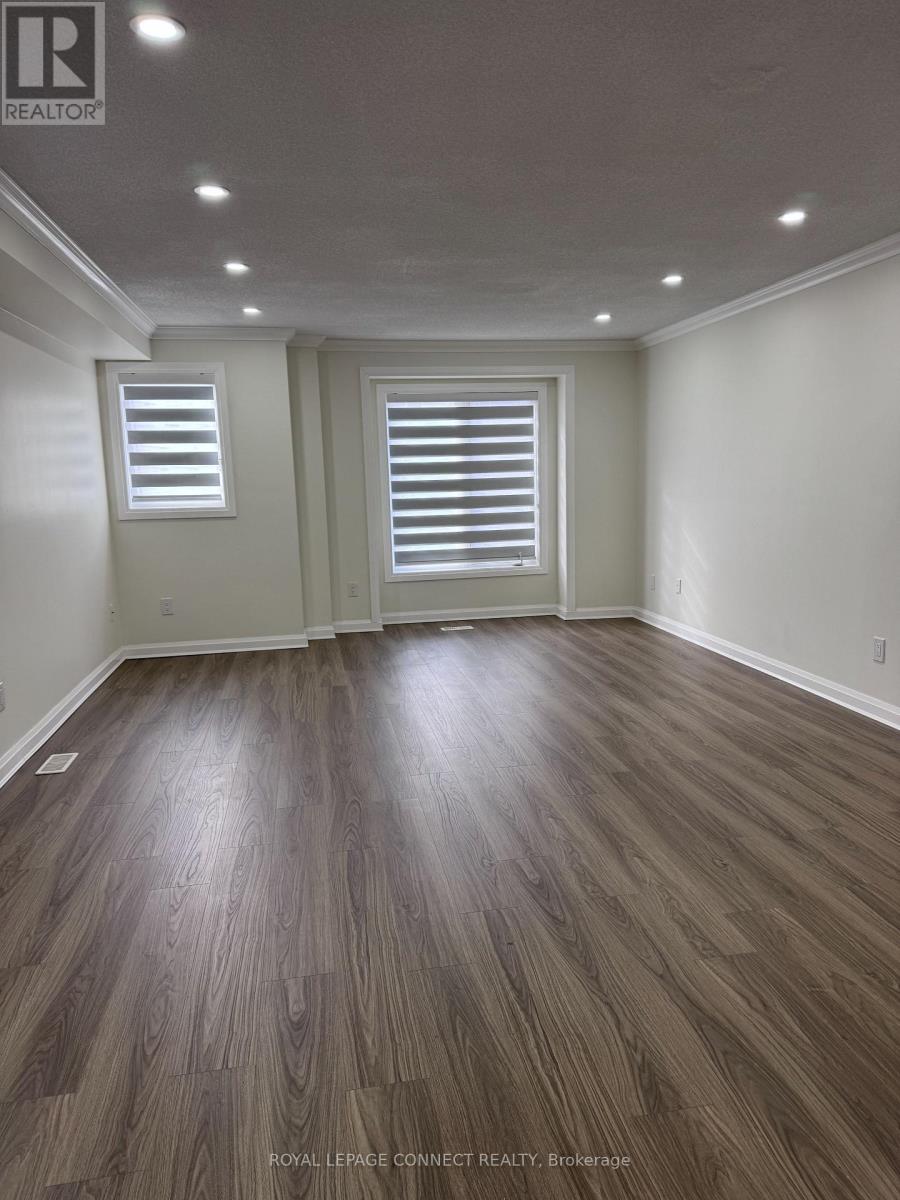 27 Talbotshire Street, Ajax, Ontario  L1S 0A6 - Photo 2 - E12552420