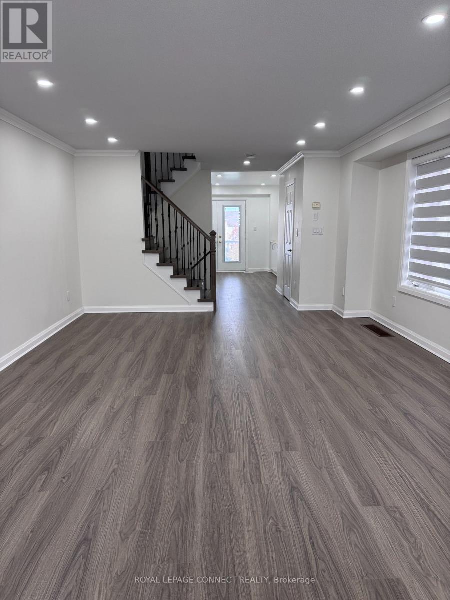 27 Talbotshire Street, Ajax, Ontario  L1S 0A6 - Photo 8 - E12552420