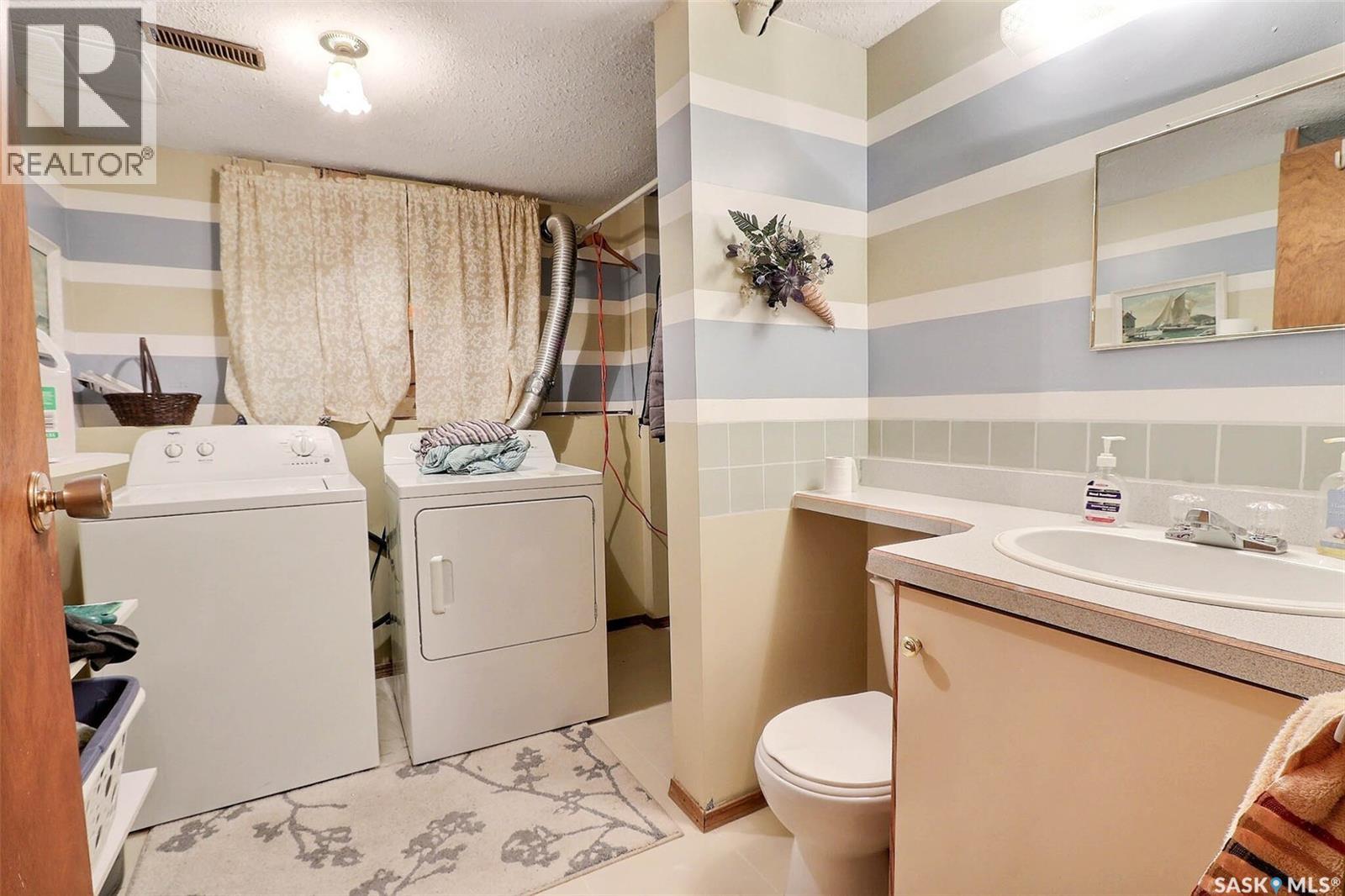 3128 15th Avenue E, Prince Albert, Saskatchewan  S6V 7V8 - Photo 17 - SK024130