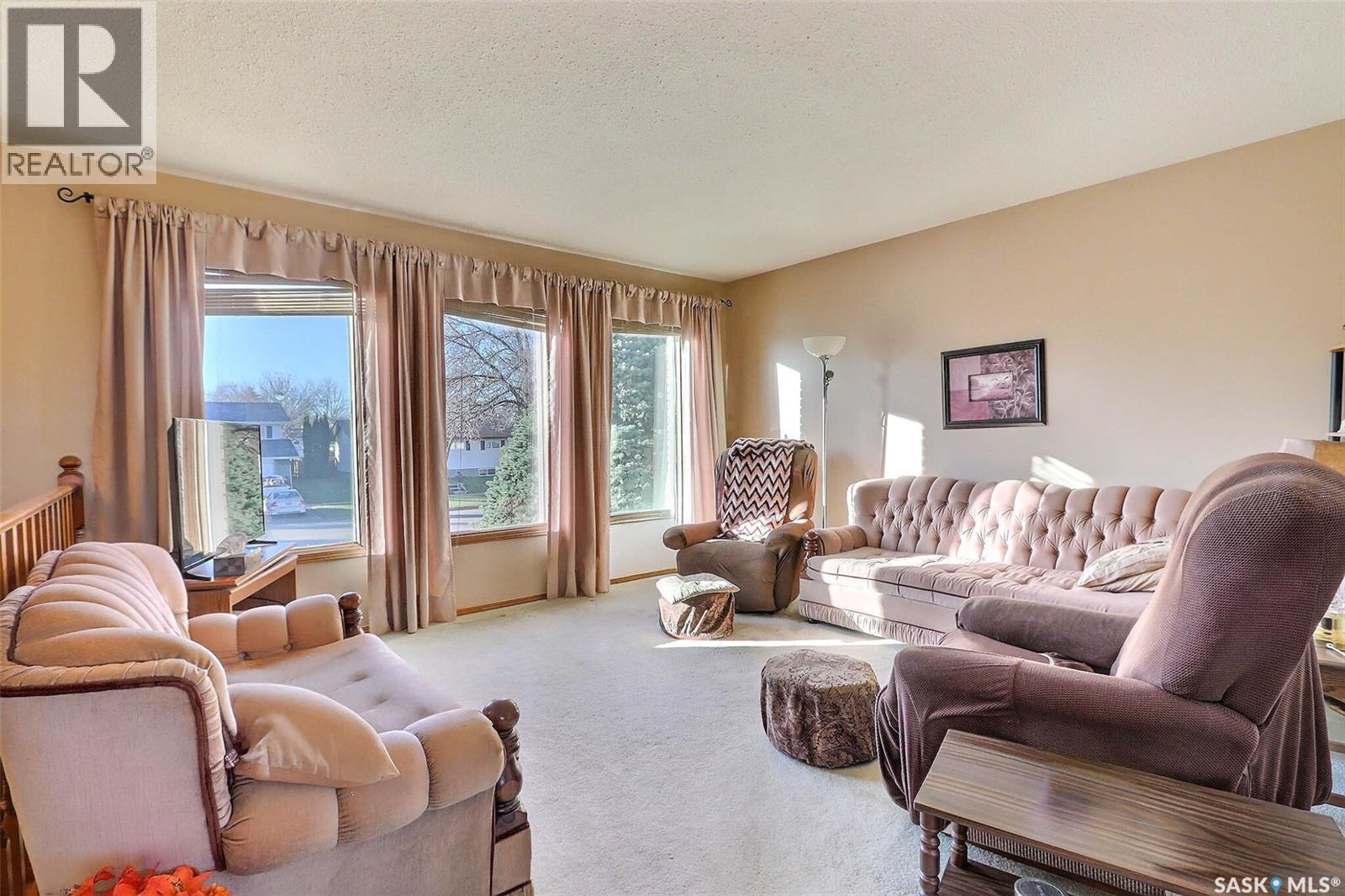 3128 15th Avenue E, Prince Albert, Saskatchewan  S6V 7V8 - Photo 2 - SK024130