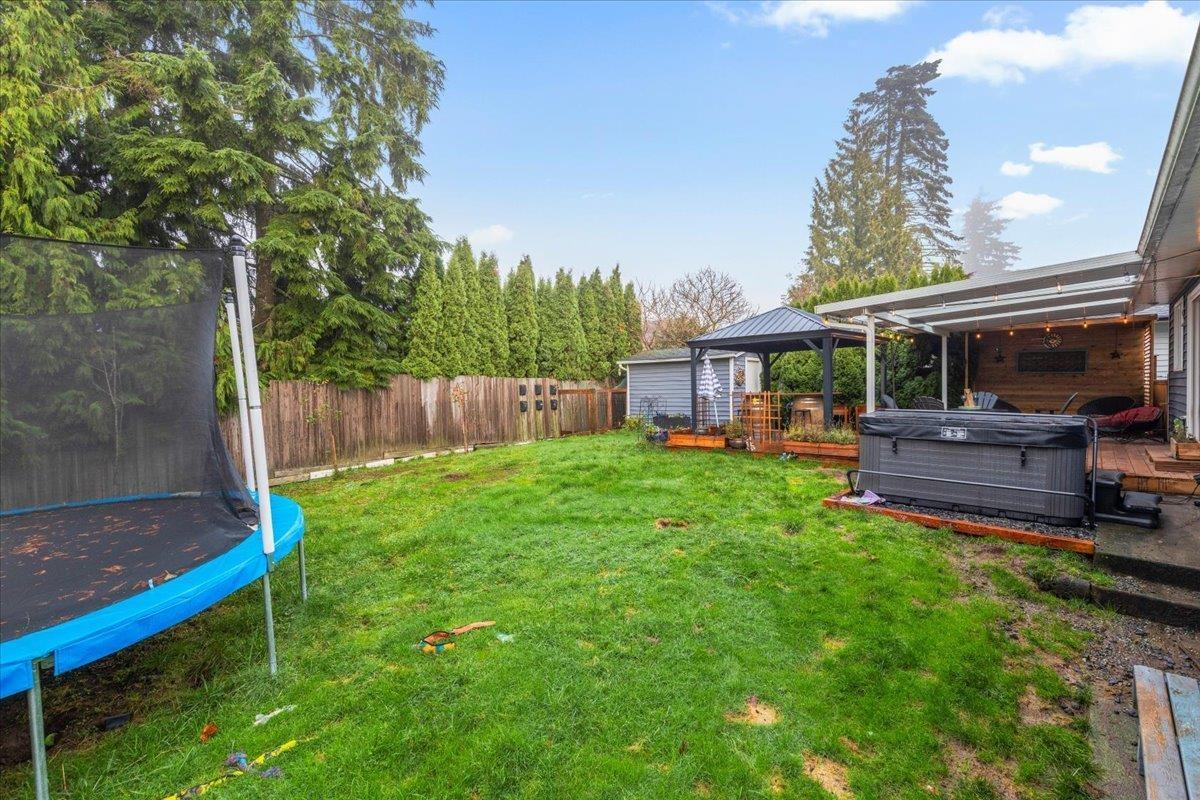 32983 Whidden Avenue, Mission, British Columbia V2V 6G4 - Photo 35 - R3067974