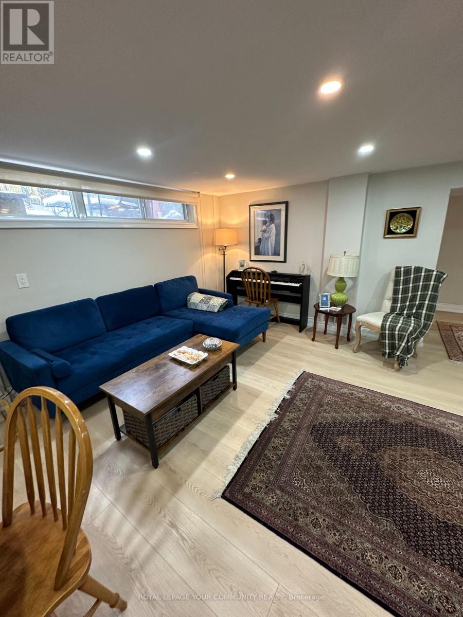 100 Richardson Dr Drive, Aurora, Ontario  L4G 1Z5 - Photo 6 - N12552384