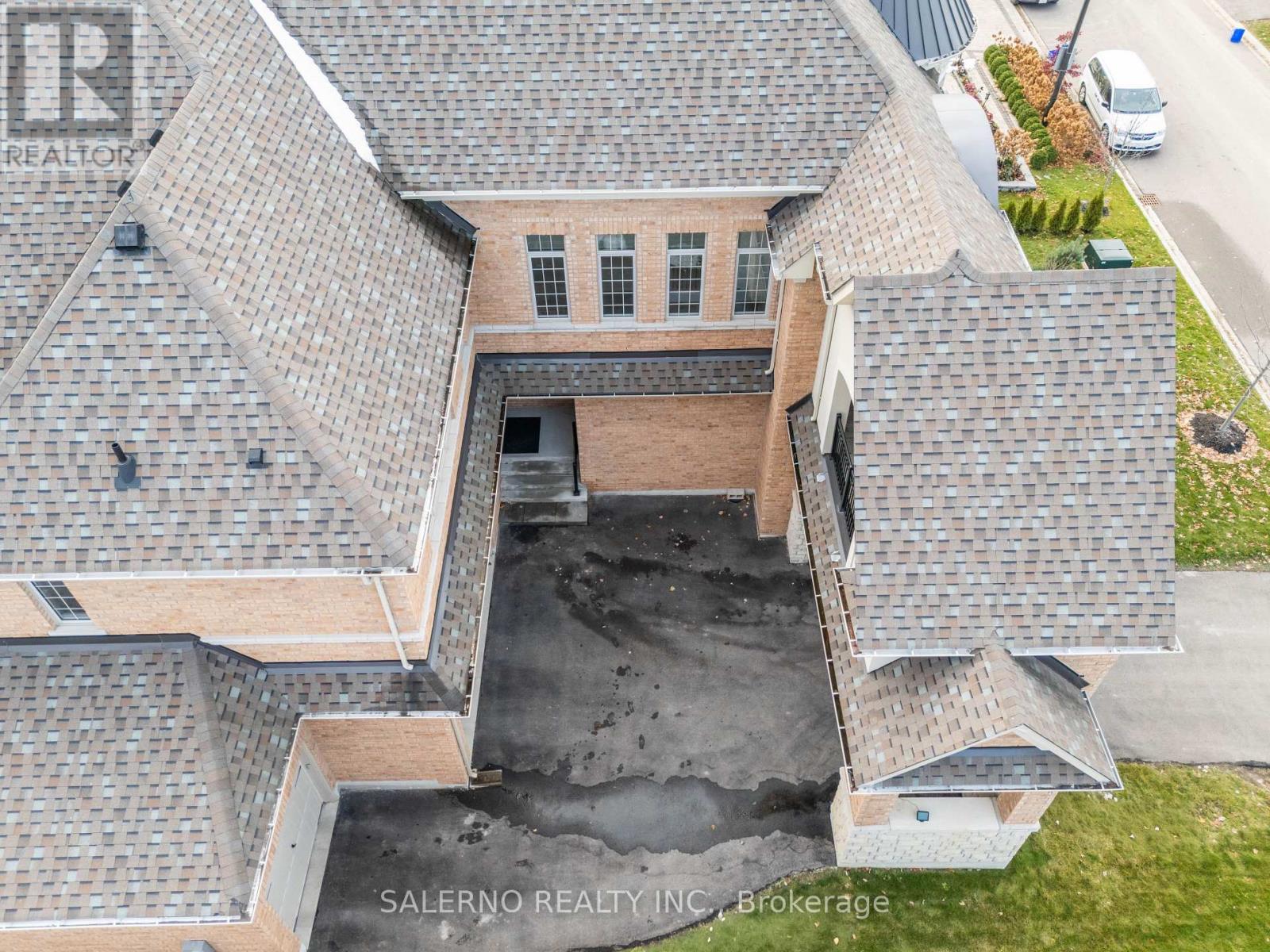 20 Ballard Drive, King, Ontario L7B 0P1 - Photo 5 - N12552426