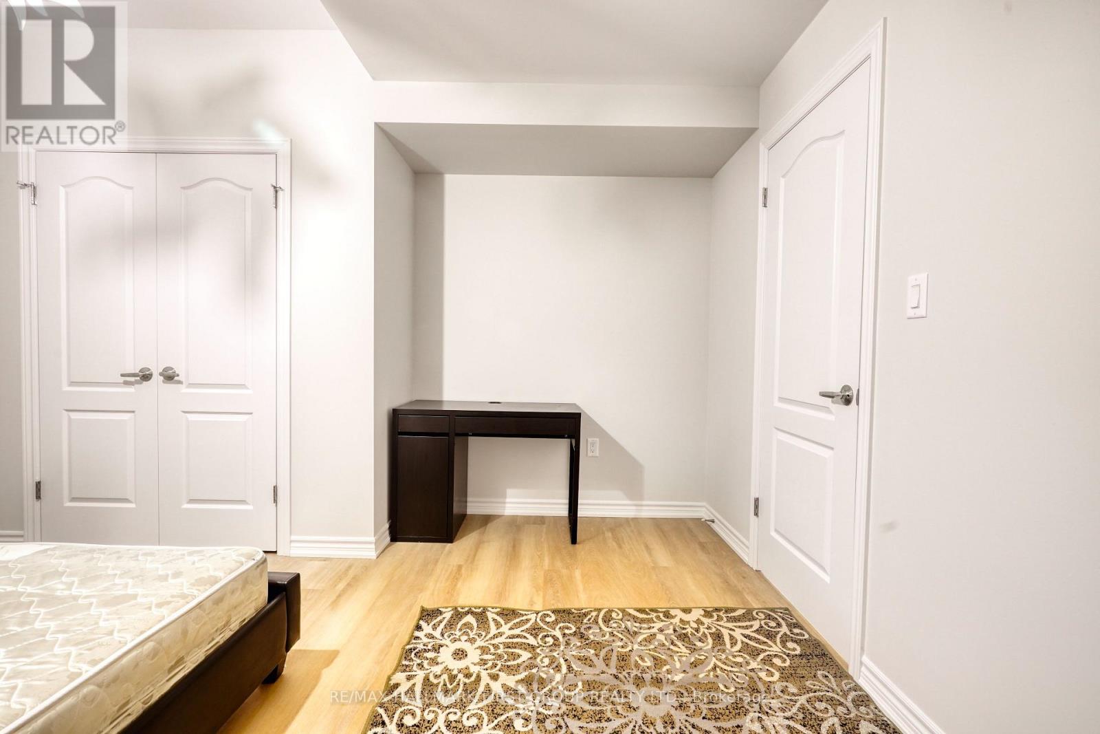 136 Milby Crescent, Bradford West Gwillimbury, Ontario  L3Z 0X8 - Photo 14 - N12552440