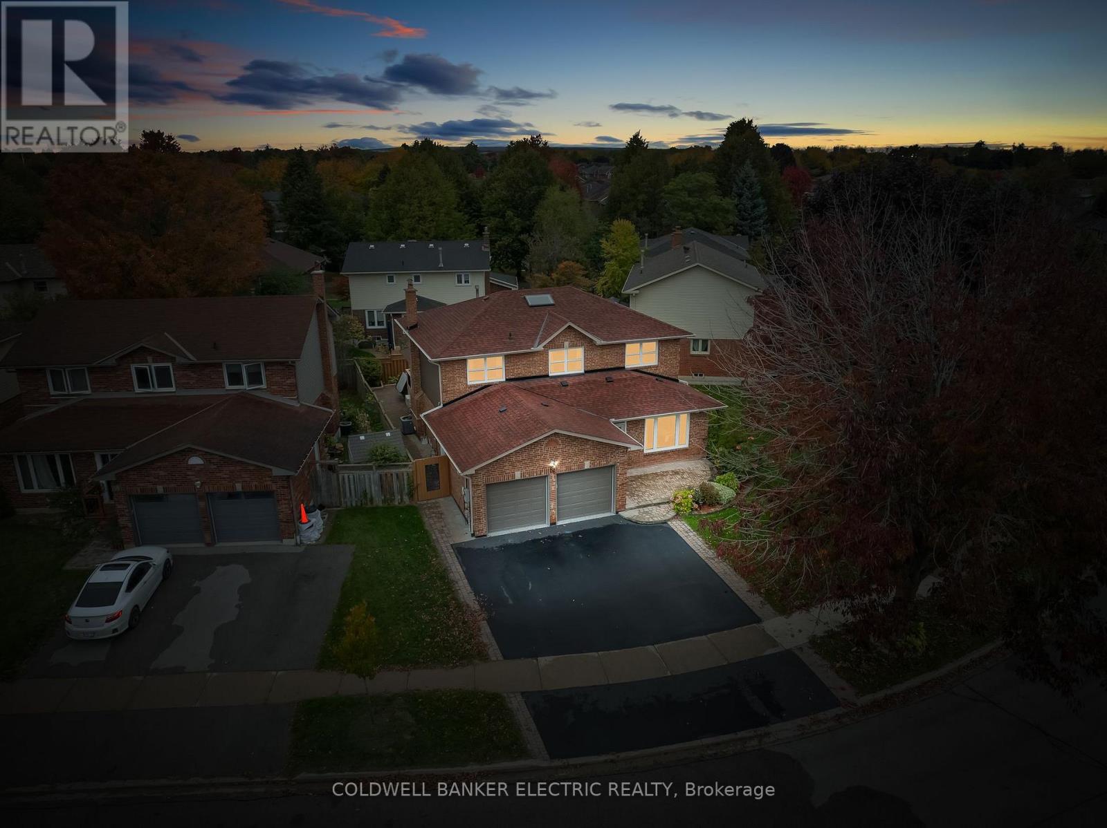 86 Rollo Drive, Ajax, Ontario  L1S 7B7 - Photo 1 - E12552590