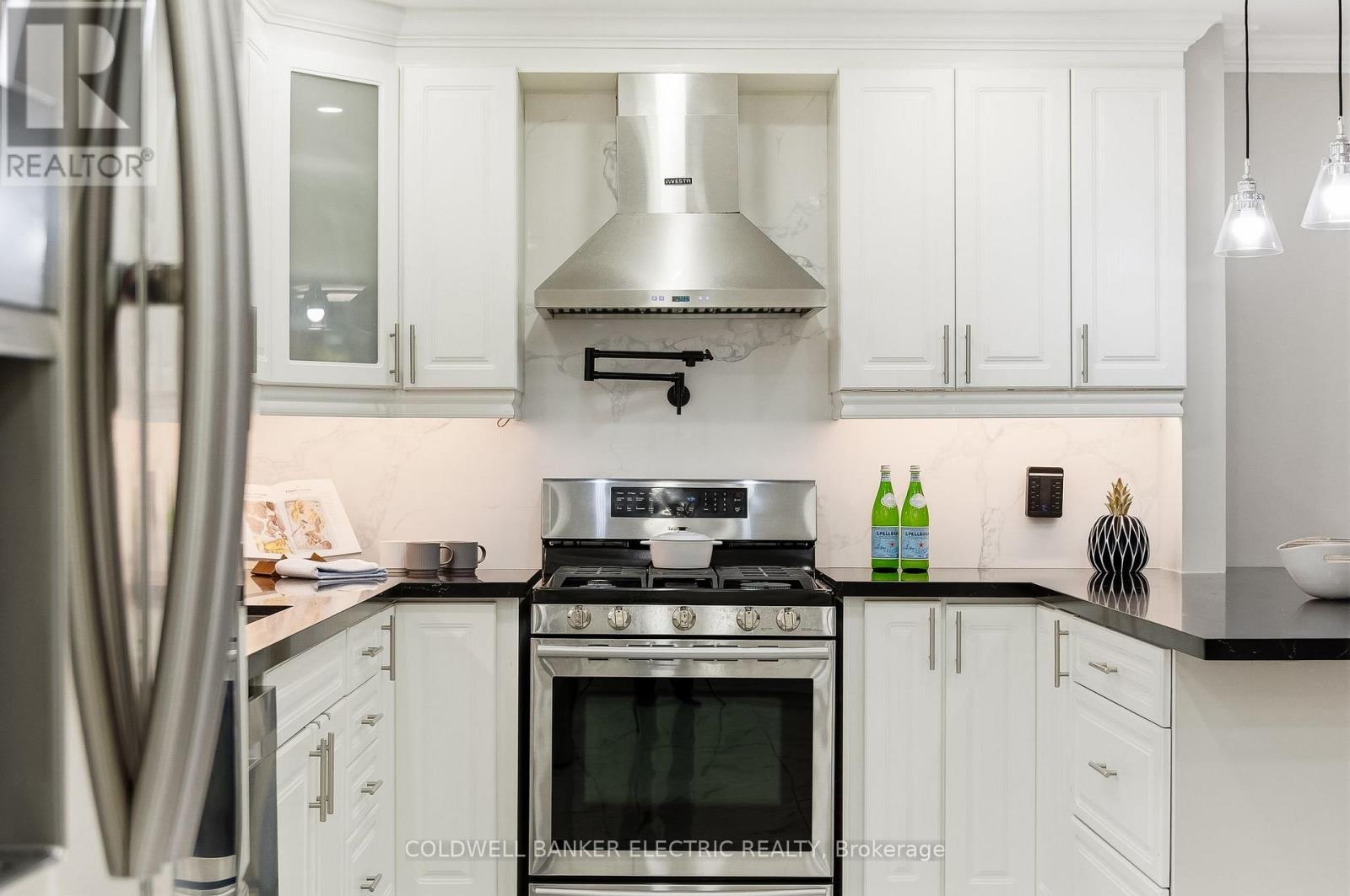 86 Rollo Drive, Ajax, Ontario  L1S 7B7 - Photo 17 - E12552590