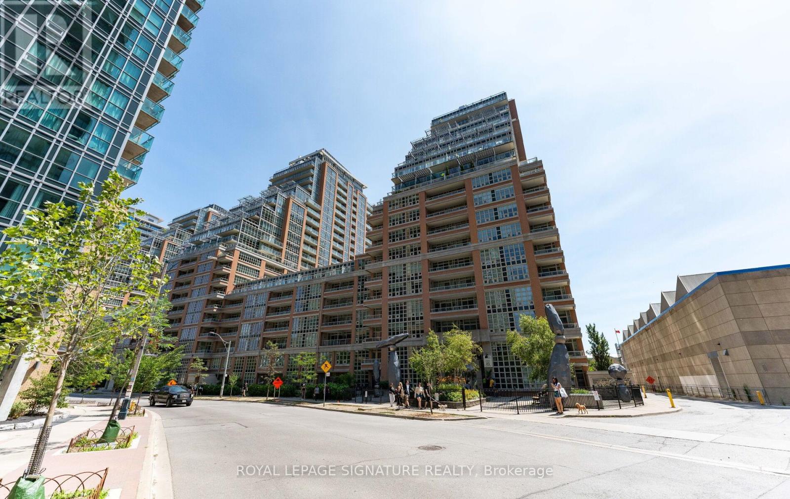 TH79B - 85 EAST LIBERTY STREET, Toronto, Ontario