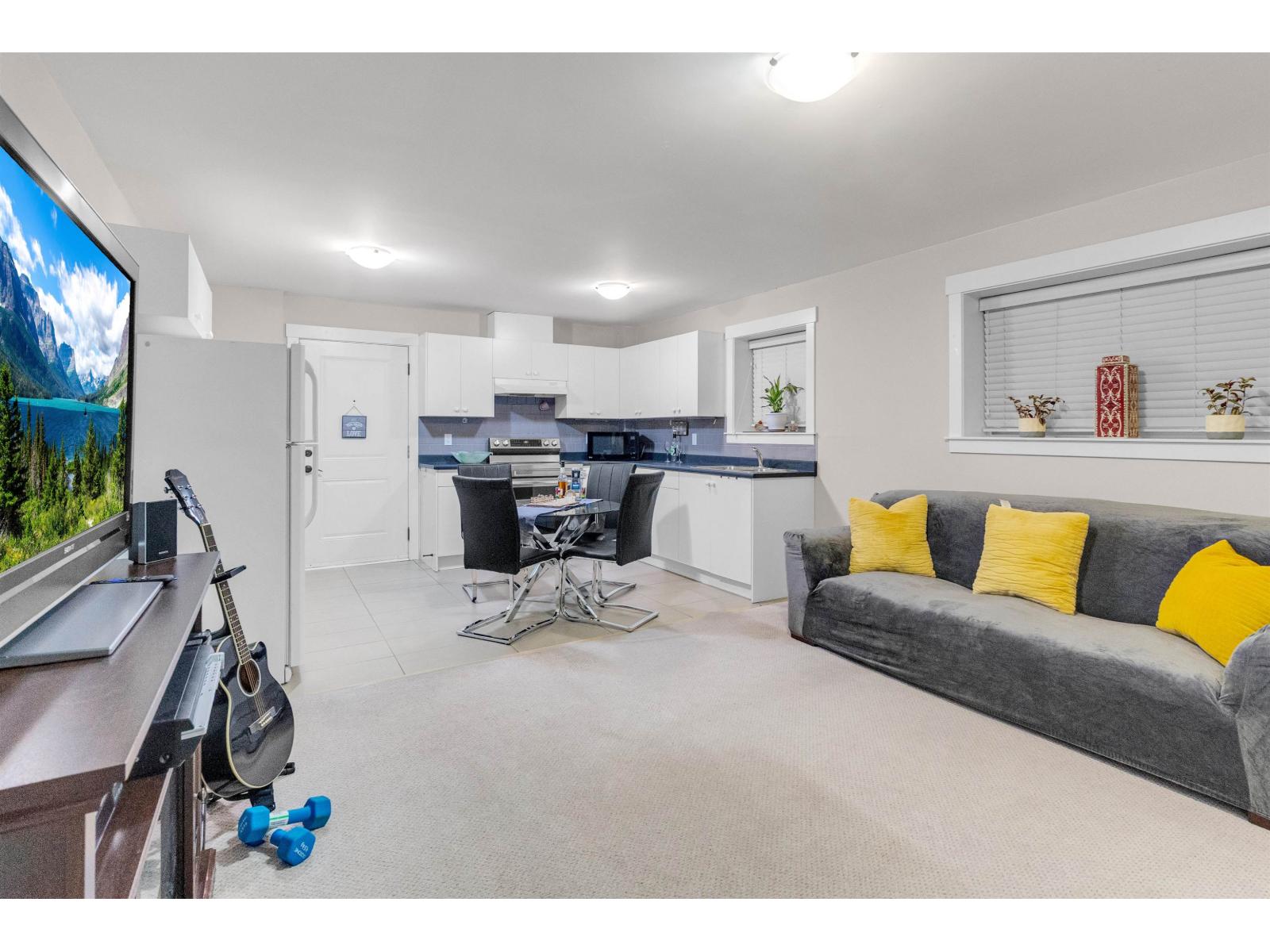 21161 80a Avenue, Langley, British Columbia  V2Y 0K3 - Photo 8 - R3067577