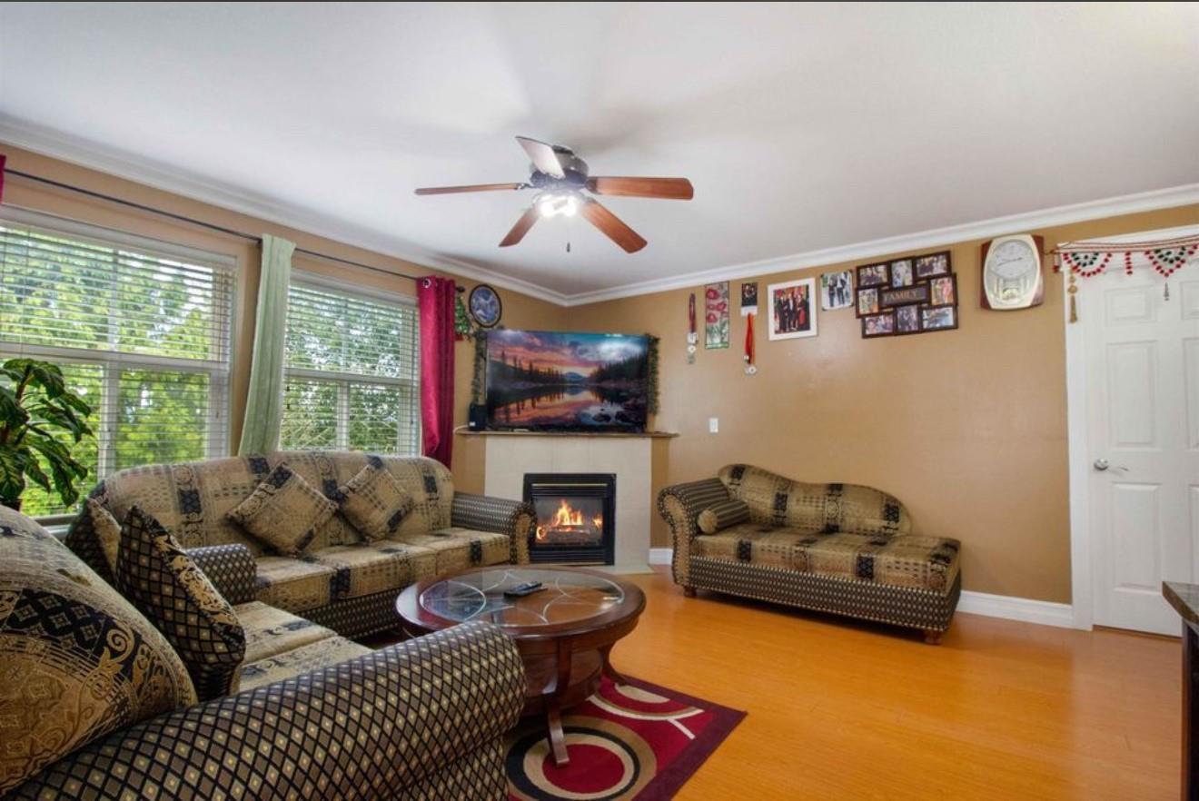 401 12739 72 Avenue Avenue, Surrey, British Columbia V3W 2M7 - Photo 2 - R3067649