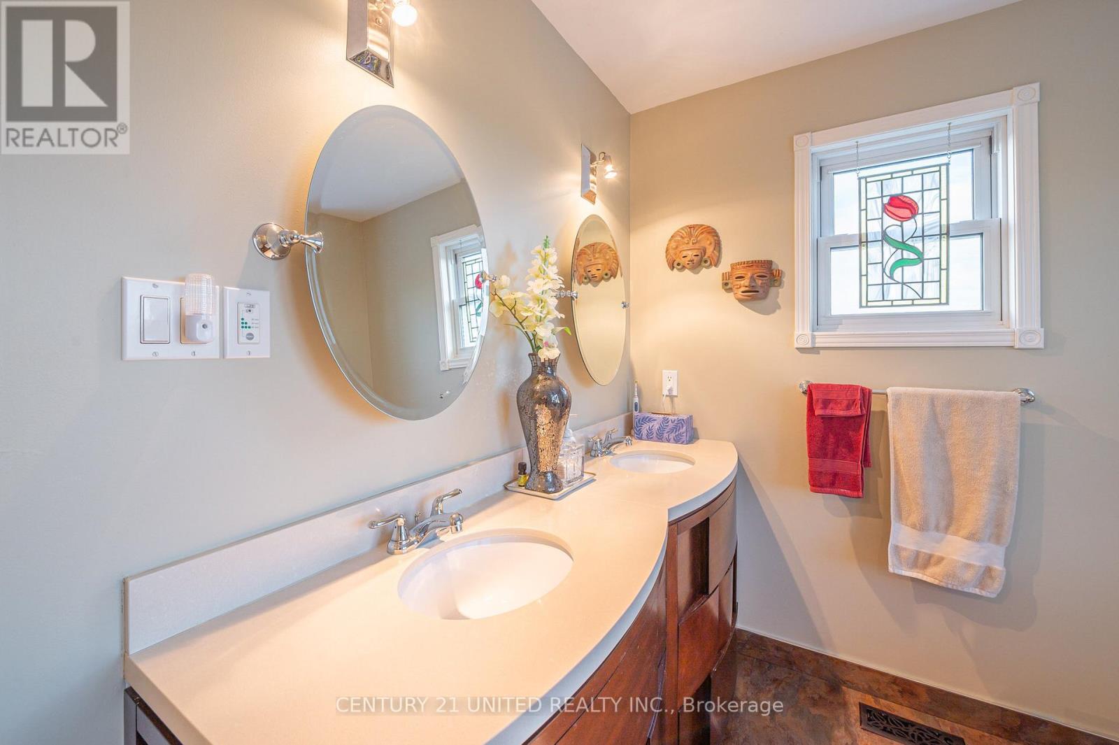 257 10th Line Rd South Dummer Road, Douro-Dummer, Ontario  K0L 2V0 - Photo 28 - X12552588