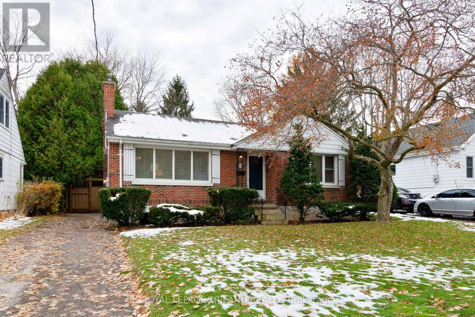 365 Byron Boulevard, London South, Ontario  N6K 2L6 - Photo 1 - X12552480