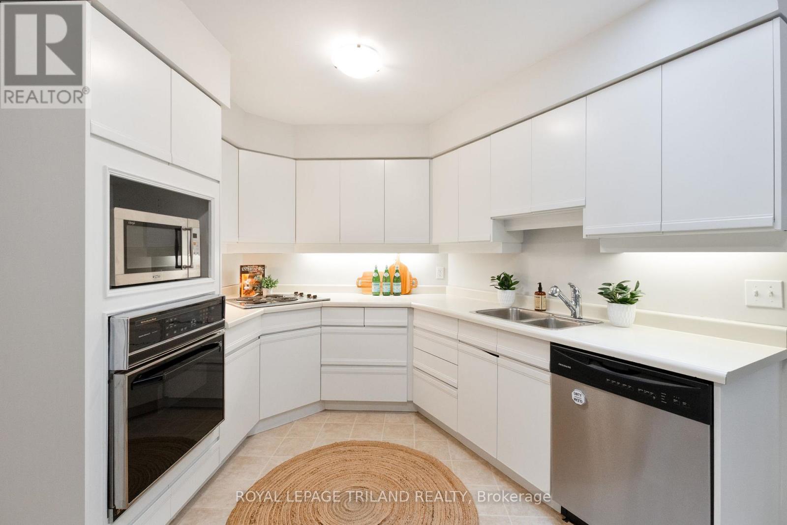 365 Byron Boulevard, London South, Ontario  N6K 2L6 - Photo 20 - X12552480