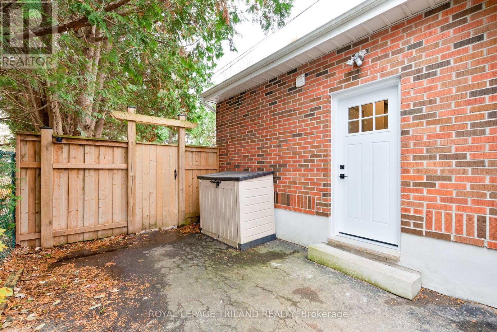 365 Byron Boulevard, London South, Ontario  N6K 2L6 - Photo 34 - X12552480