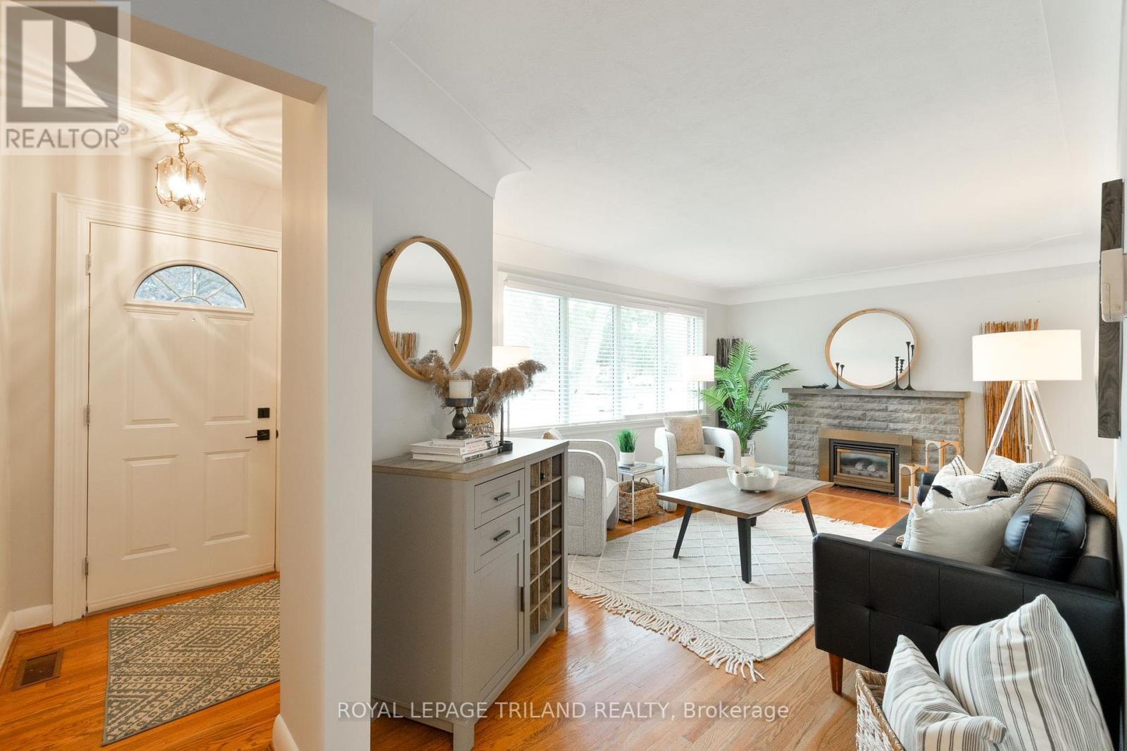 365 Byron Boulevard, London South, Ontario  N6K 2L6 - Photo 6 - X12552480