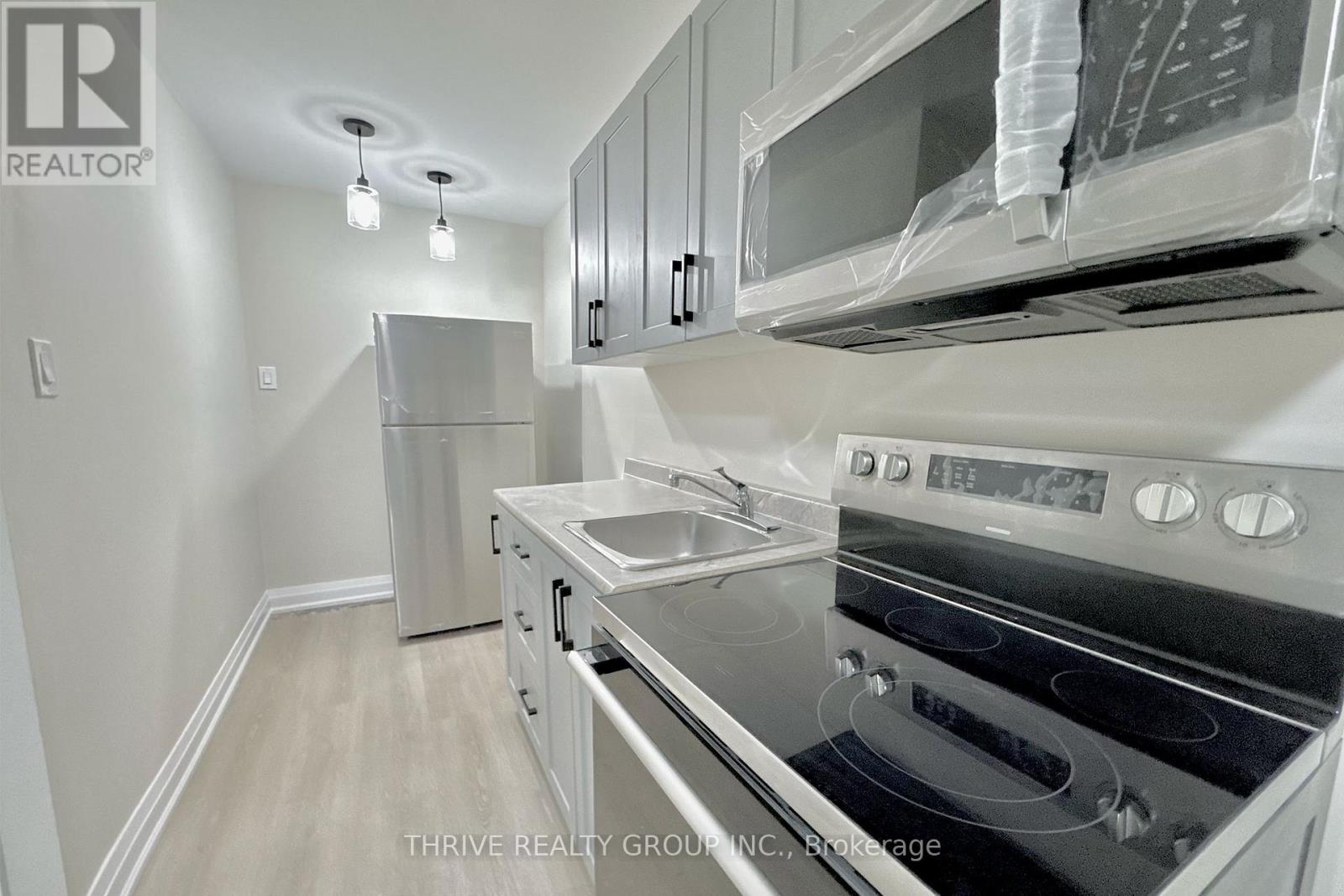 Lower - 645 Chiddington Avenue, London South, Ontario  N6C 2W6 - Photo 6 - X12552576